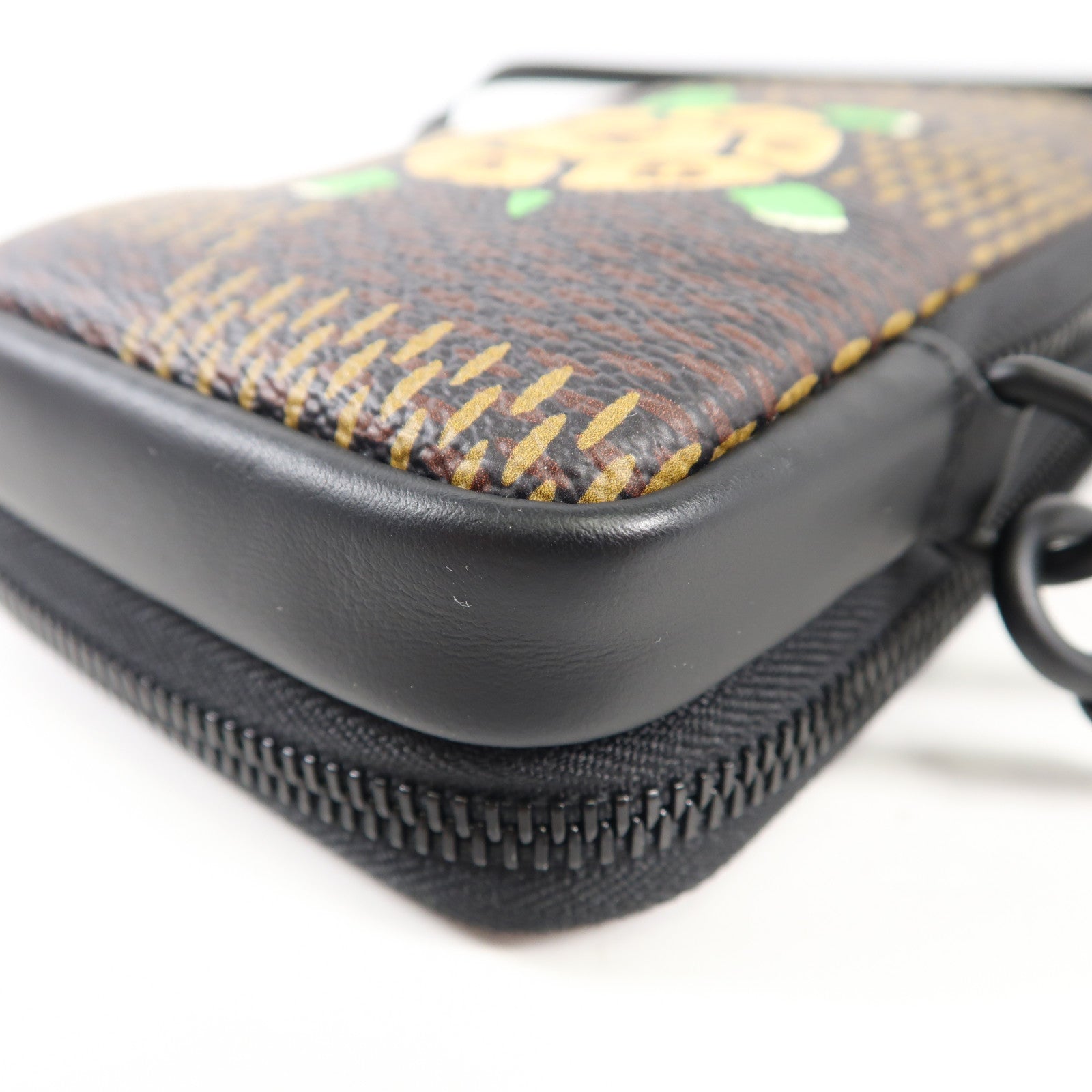 LOUIS VUITTON Damier LV x Nigo Phone Pouch肩背袋