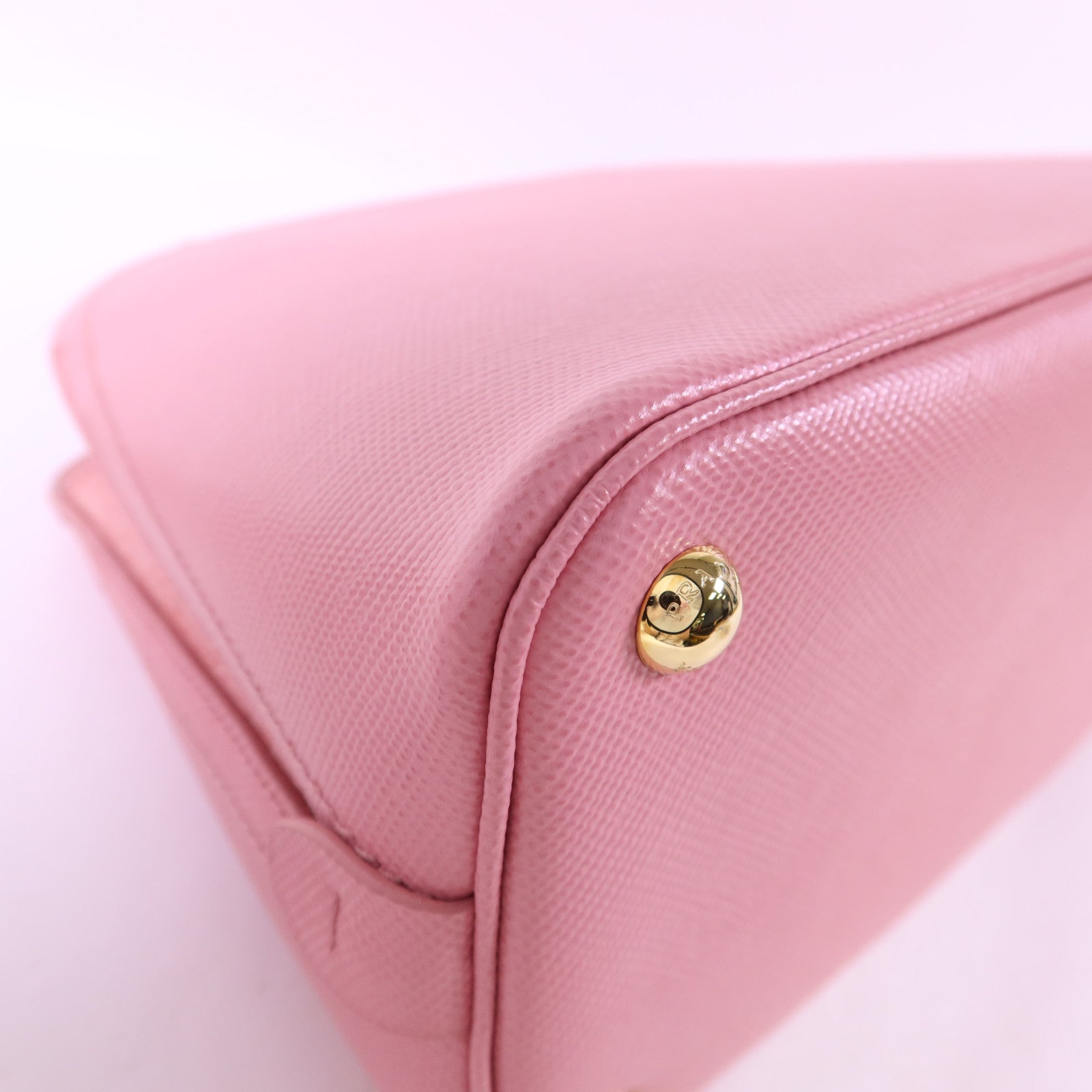 PRADA Saffiano皮革Matinee金扣手挽肩背兩用袋