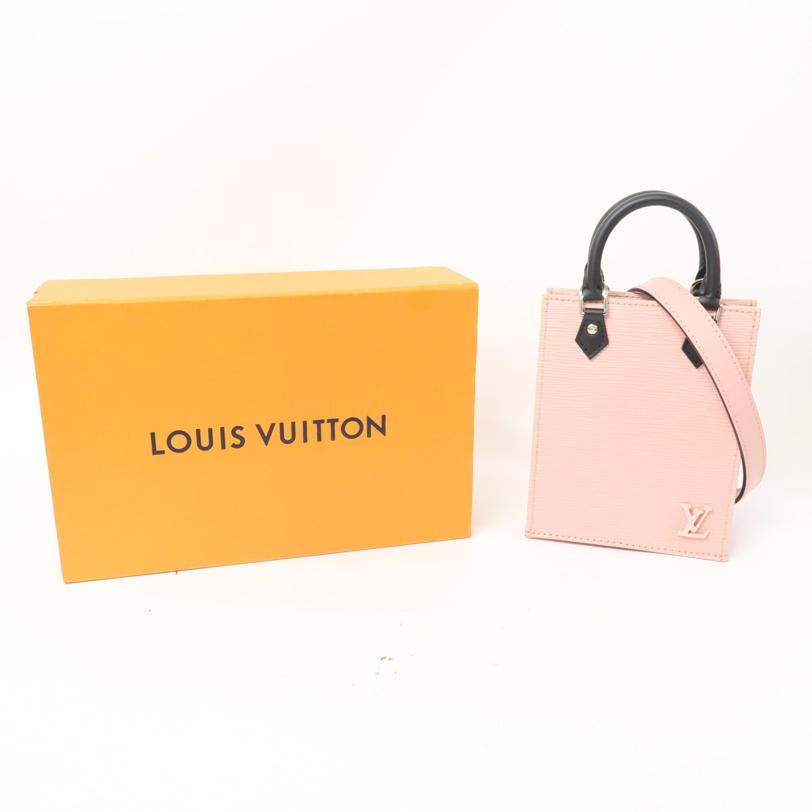 LOUIS VUITTON 【激減優惠】Epi Petit Sac Plat銀扣肩背袋粉紅色/黑色