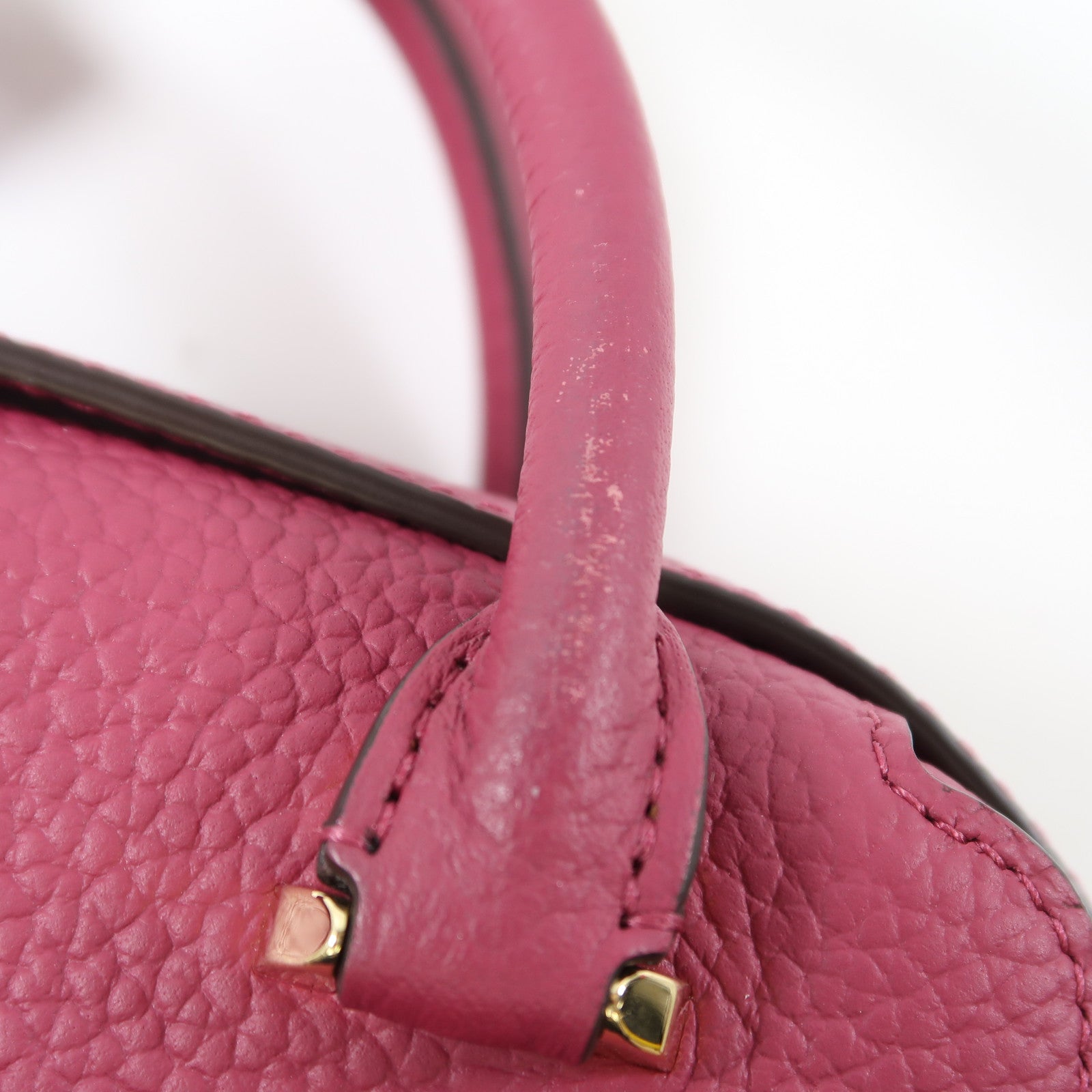 Delvaux 牛皮皮革Delvaux Cool Box Nano金扣手挽肩背兩用袋紅色