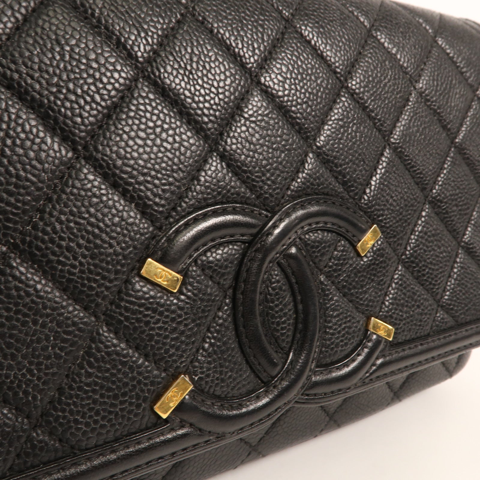 CHANEL 牛皮皮革Chain Shoulder金扣鏈帶肩背袋