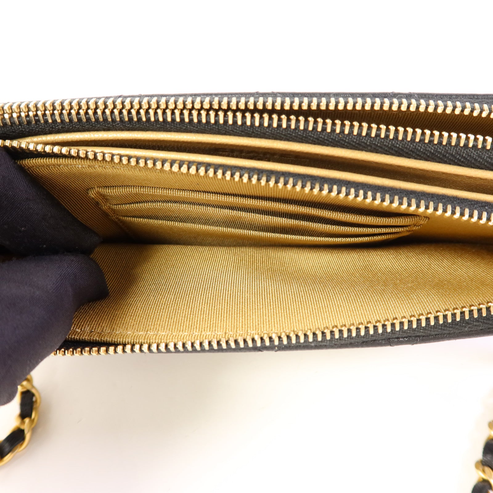 CHANEL 牛皮皮革Wallet On Chain金扣鏈帶肩背袋