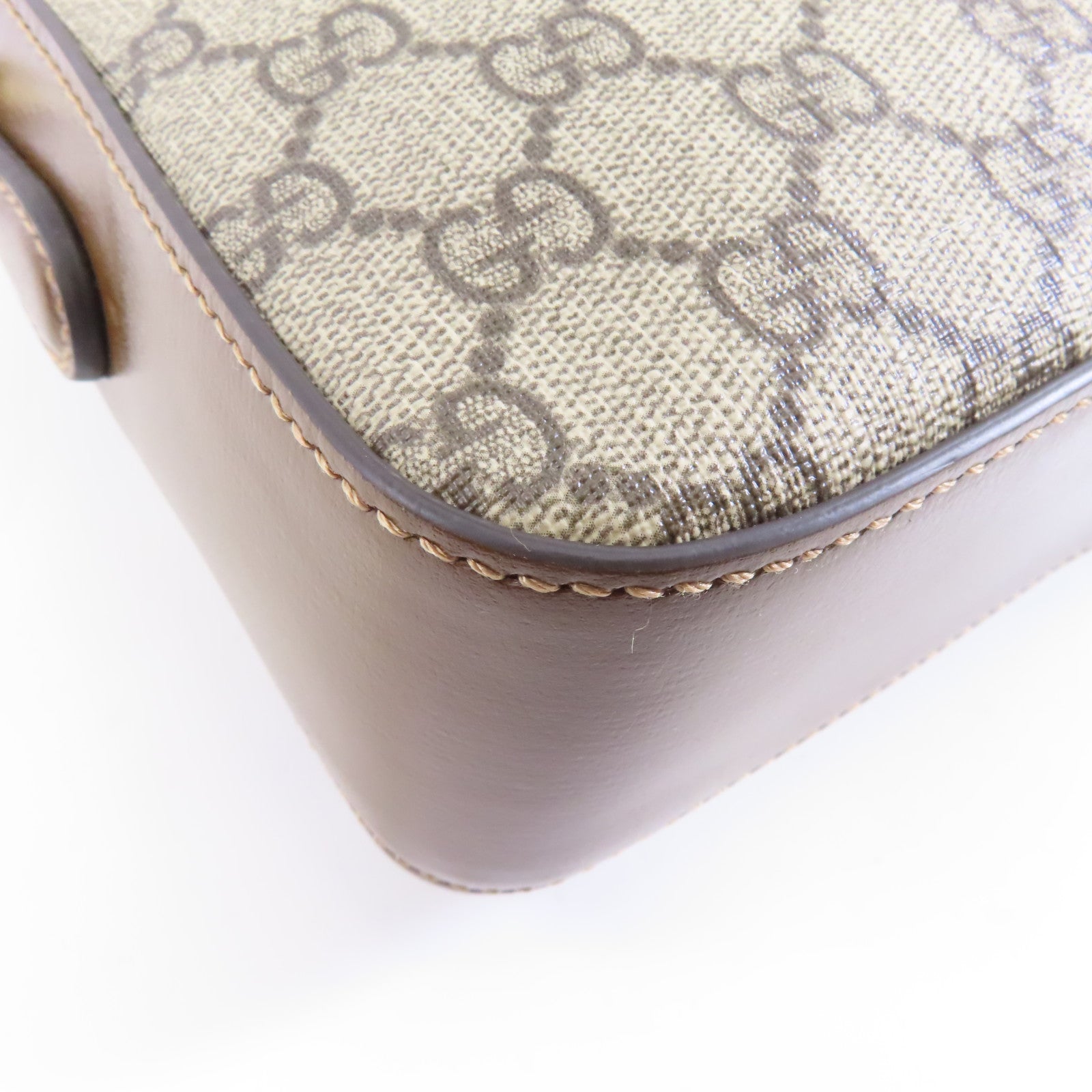 GUCCI 塗層帆布Interlocking G Bag金扣肩背袋啡色