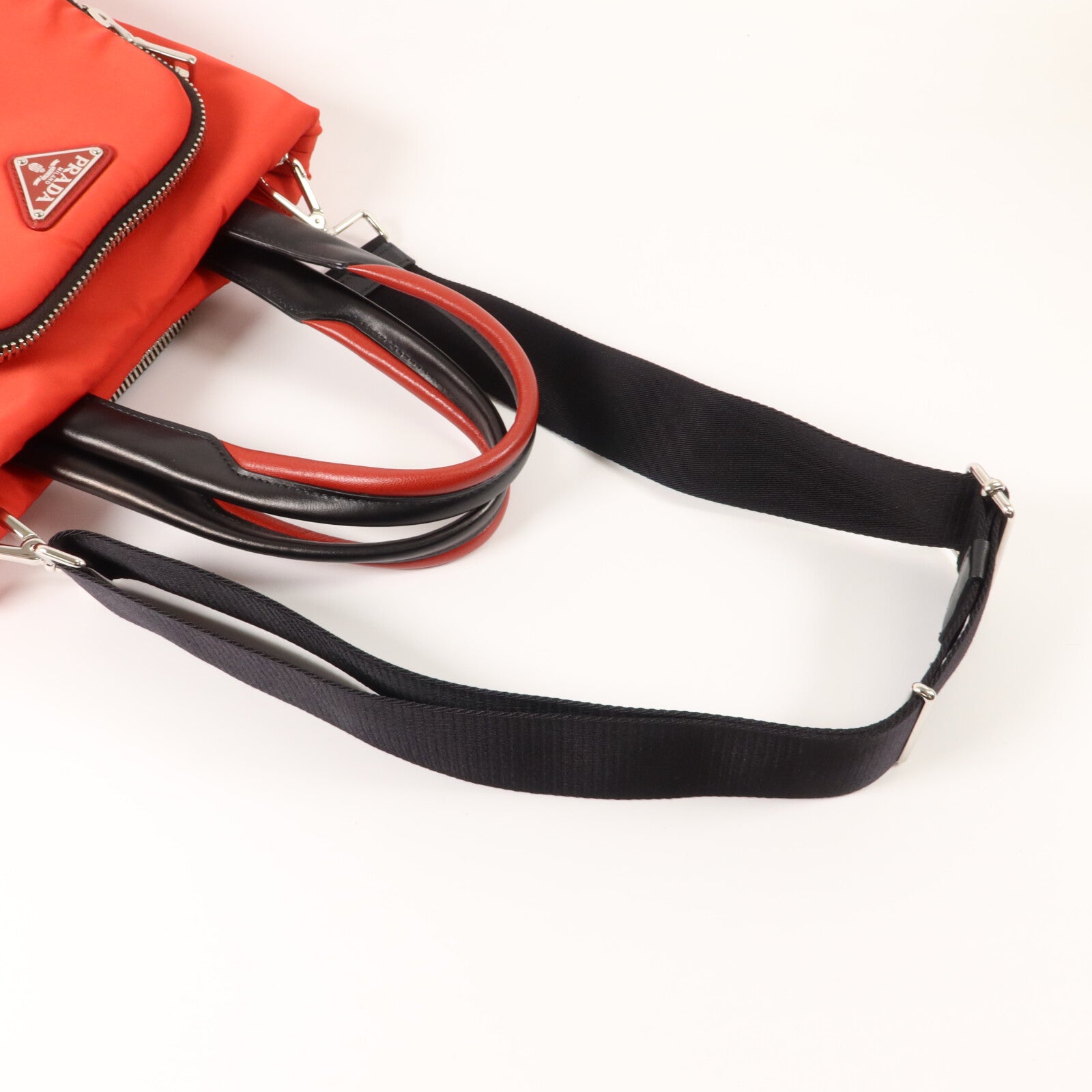 PRADA 尼龍2way shoulder手挽肩背兩用袋