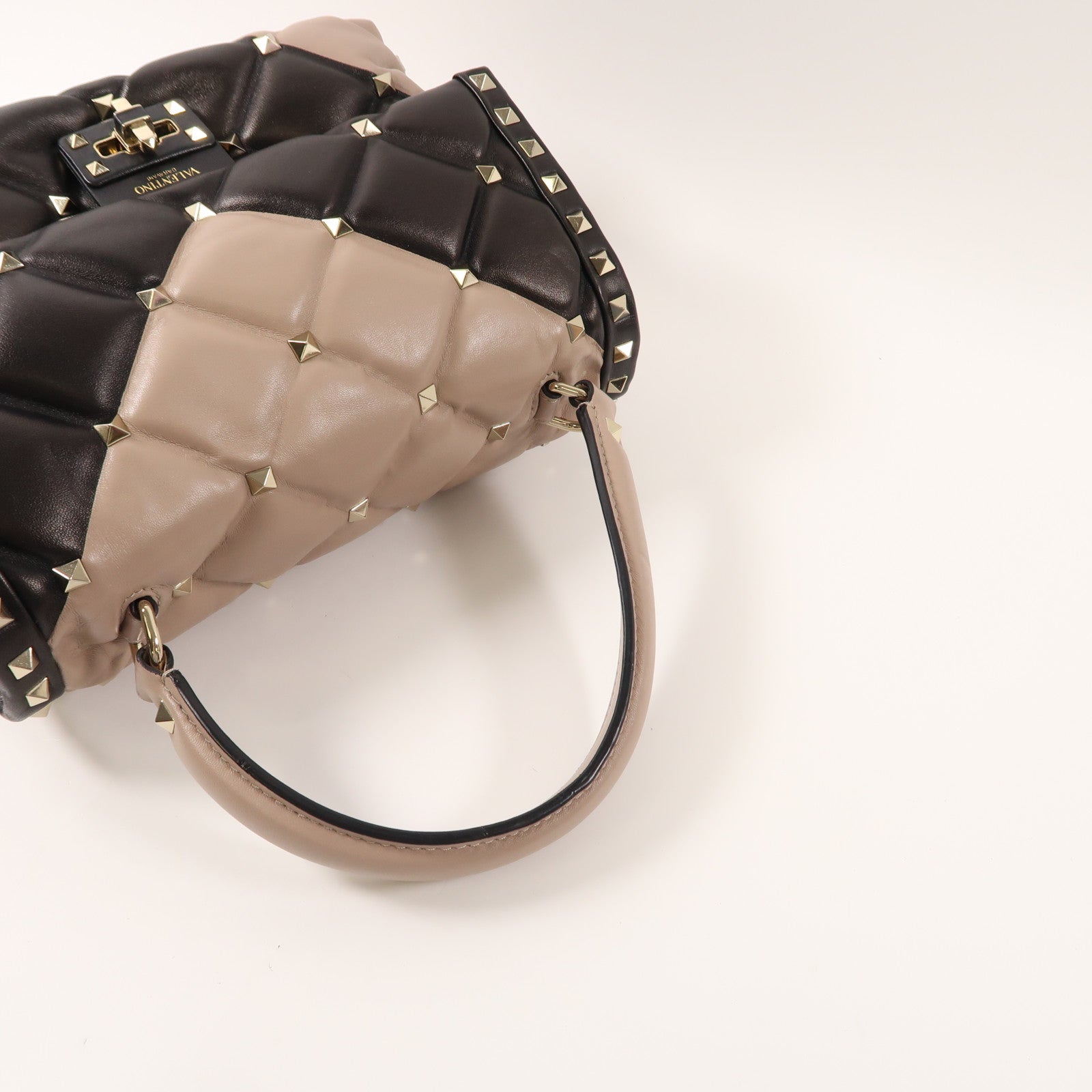 Valentino 牛皮皮革2way Shoulder Bag金扣手挽肩背兩用袋杏色/黑色