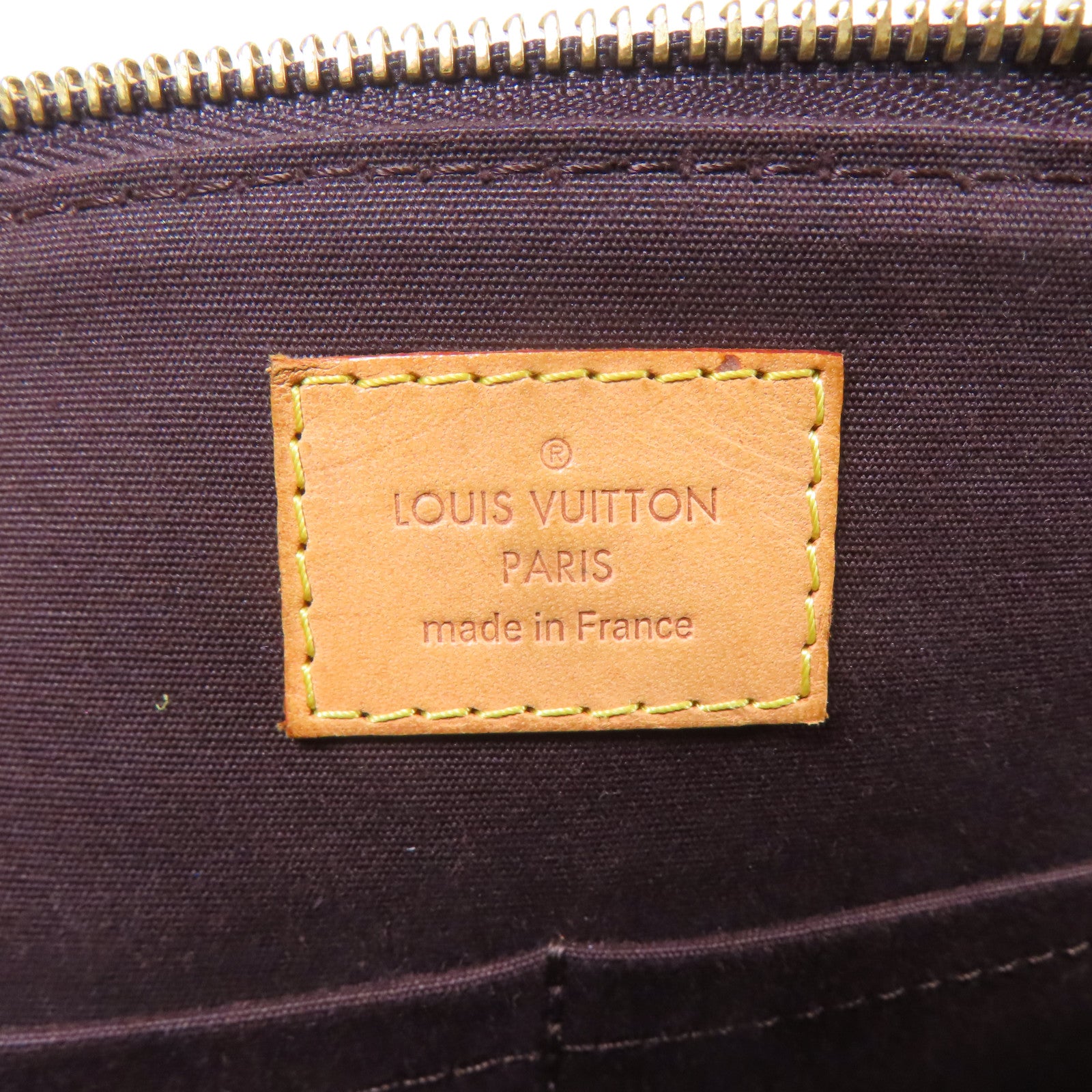 LOUIS VUITTON Vernis漆皮皮革Sherwood GM金扣肩背袋