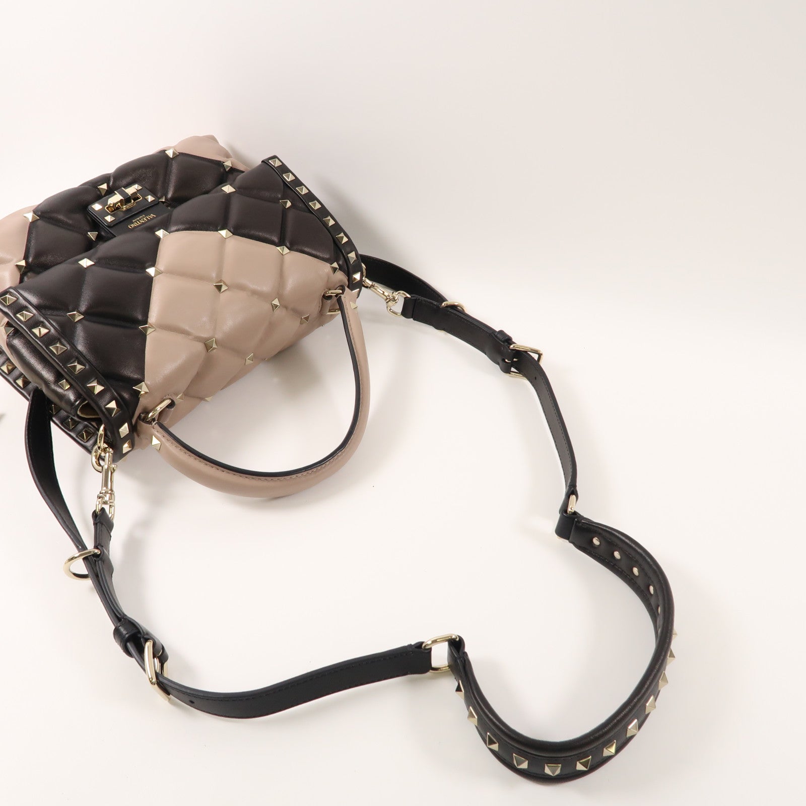 Valentino 牛皮皮革2way Shoulder Bag金扣手挽肩背兩用袋杏色/黑色