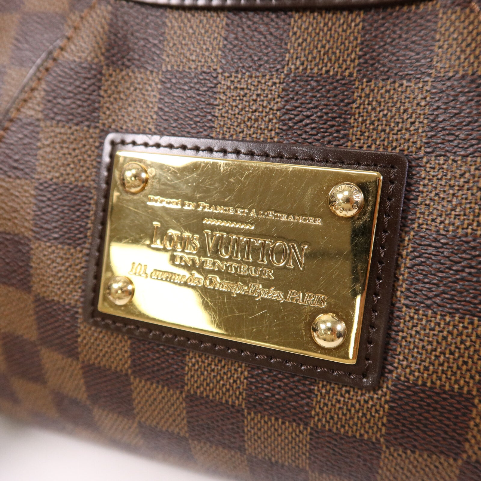 LOUIS VUITTON Damier Thames PM金扣肩背袋