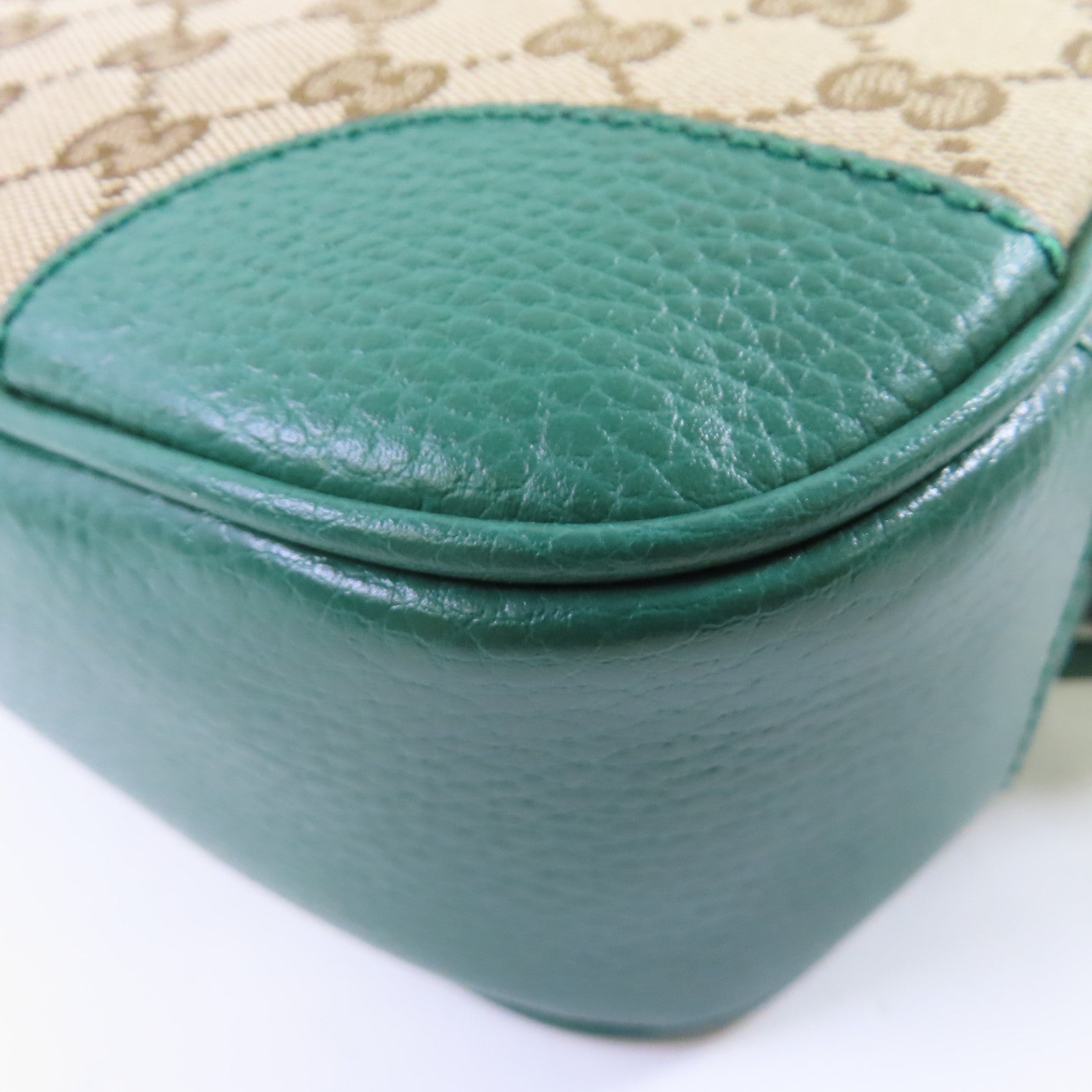GUCCI 帆布Shoulder Bag金扣肩背袋