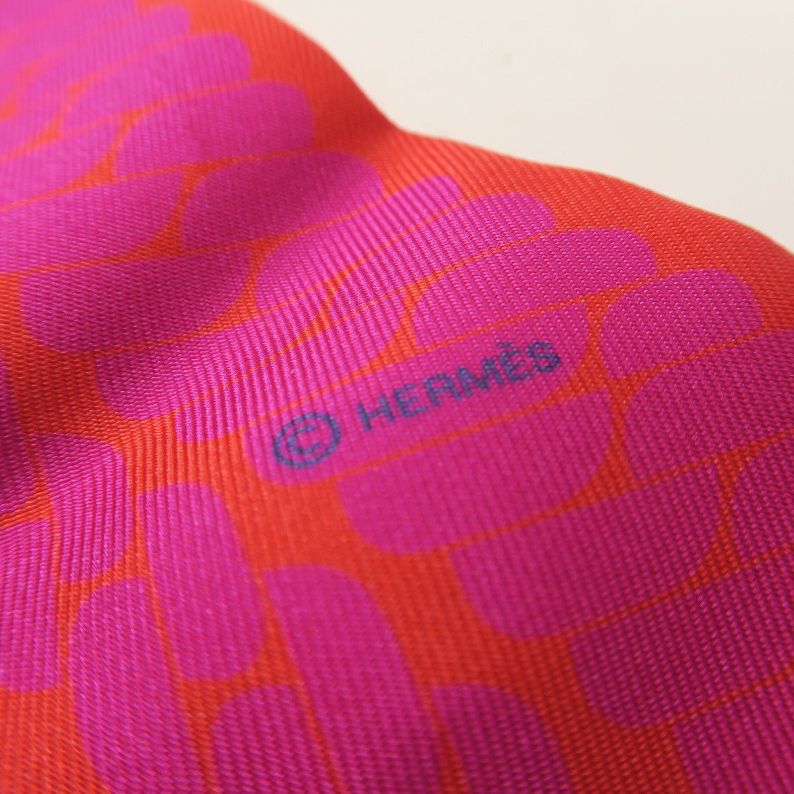 HERMES 絲質Twilly絲巾