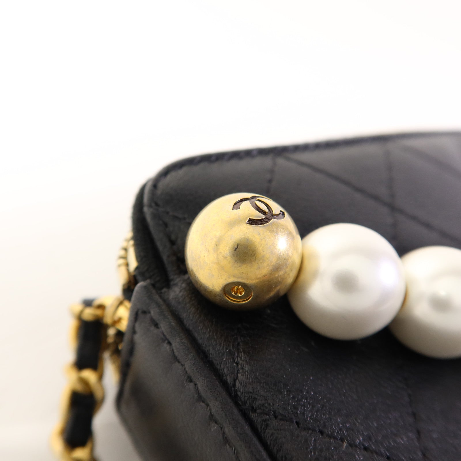 CHANEL 牛皮皮革Wallet On Chain金扣鏈帶肩背袋