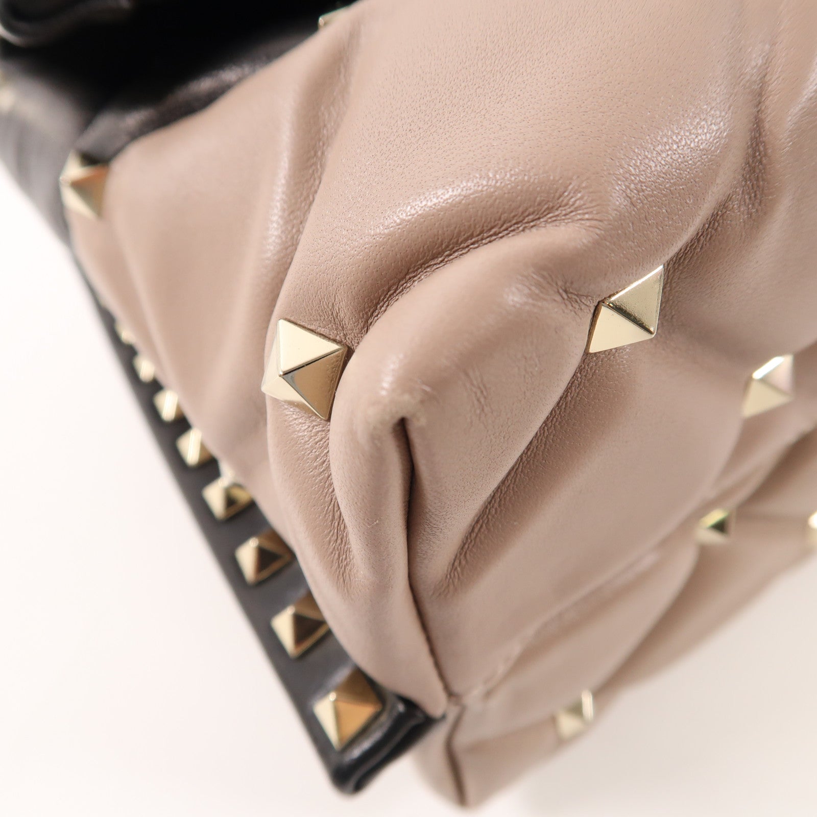 Valentino 牛皮皮革2way Shoulder Bag金扣手挽肩背兩用袋杏色/黑色