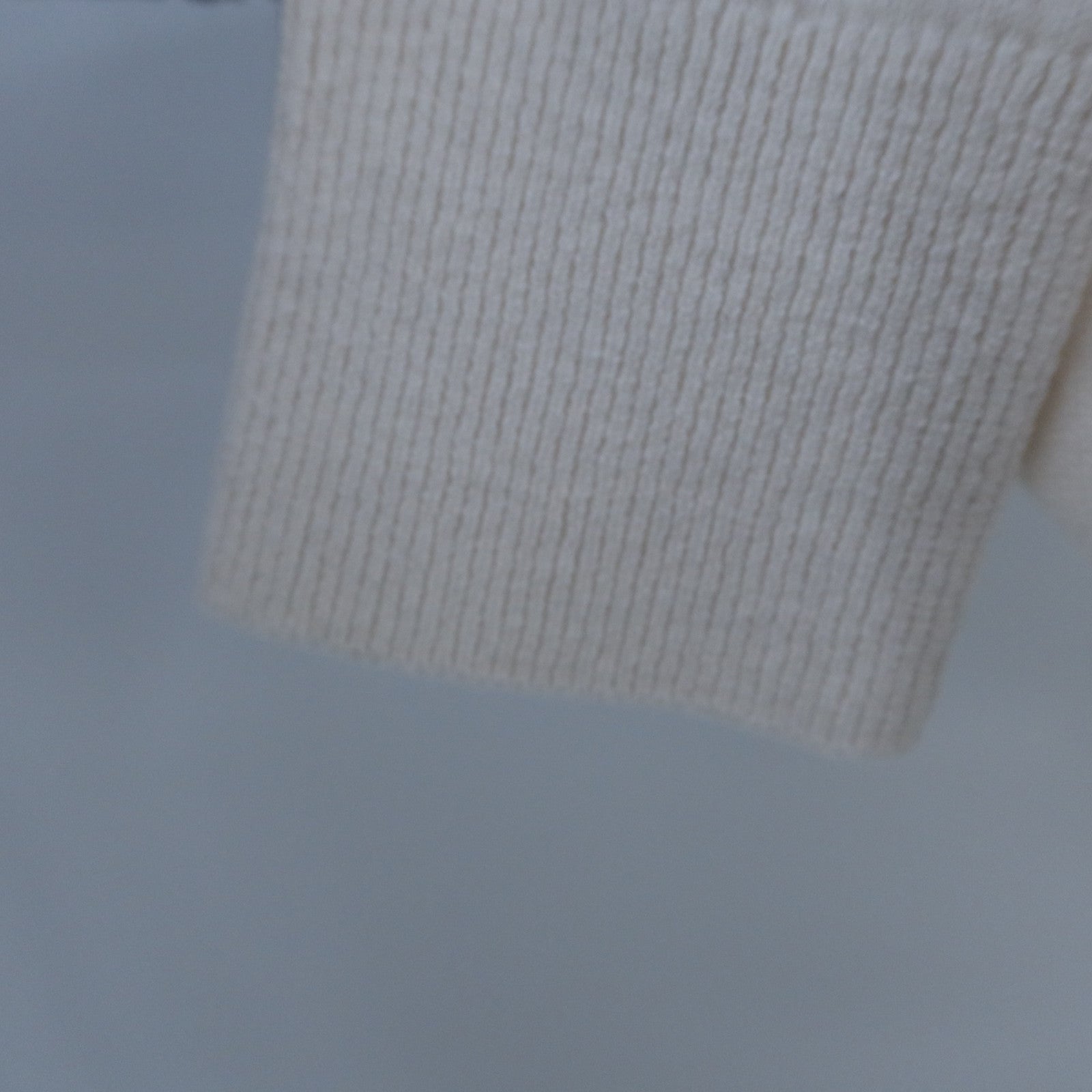 CHANEL CashmerLa Pausa Long-Sleeve Knit Top針織