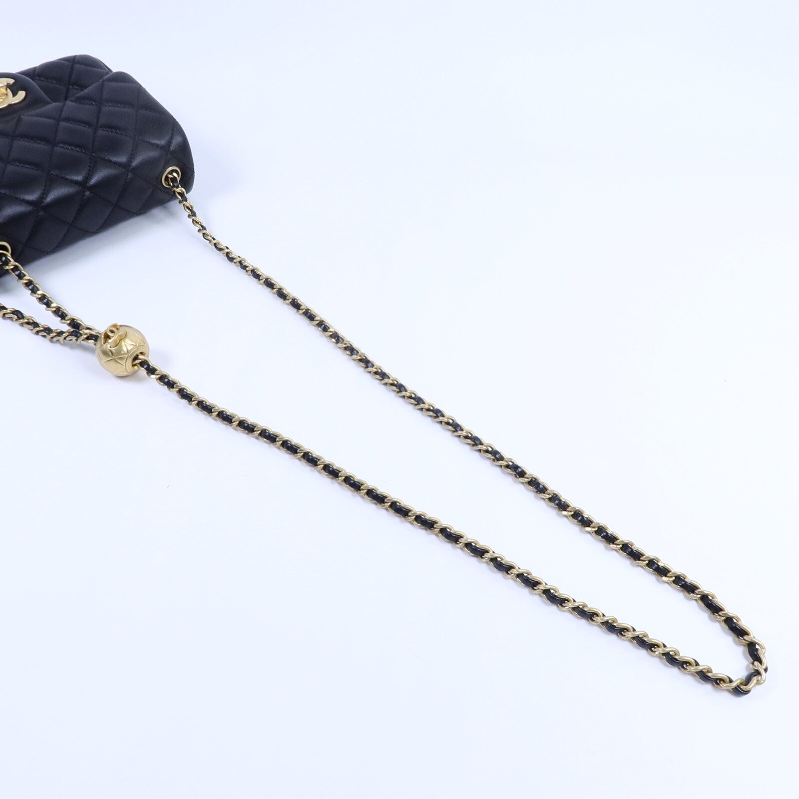 CHANEL 羊皮皮革Mini Classic 17 Gold Ball鏈帶肩背袋