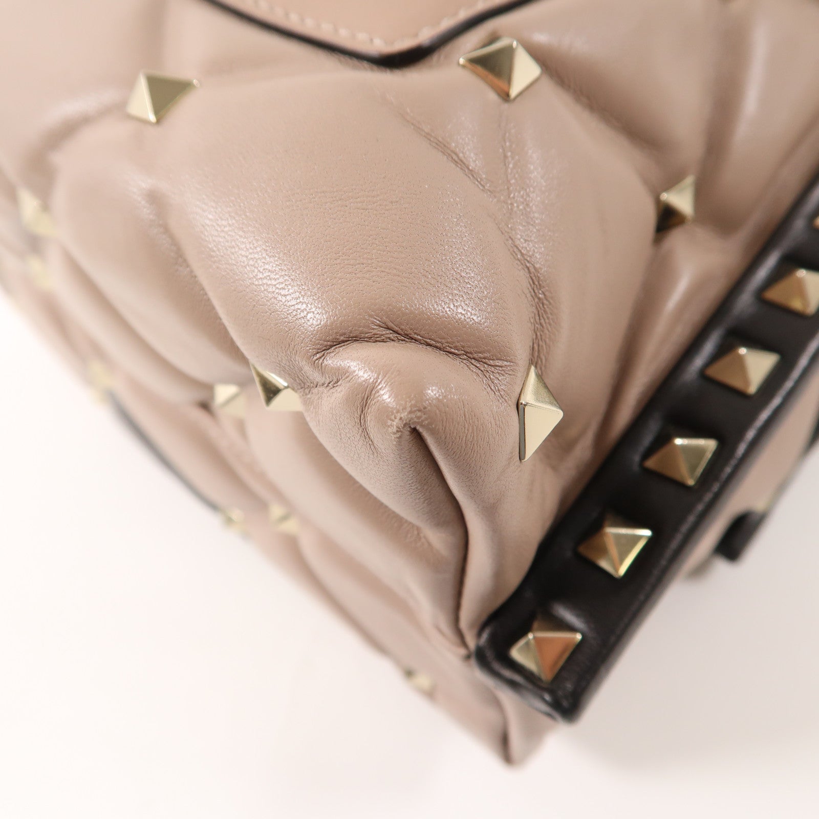 Valentino 牛皮皮革2way Shoulder Bag金扣手挽肩背兩用袋杏色/黑色