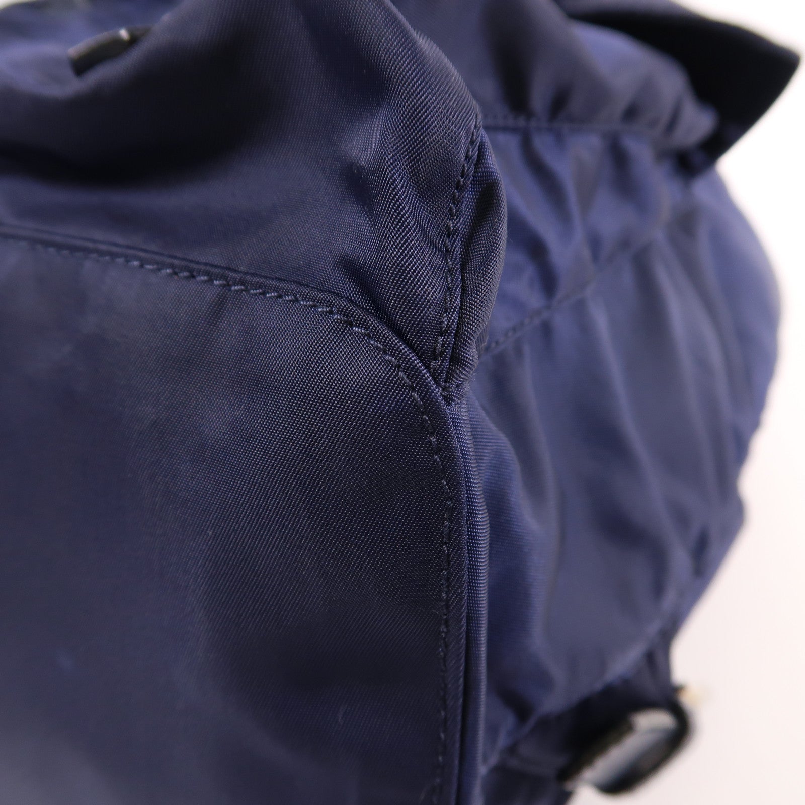 PRADA 尼龍Backpack銀扣背包