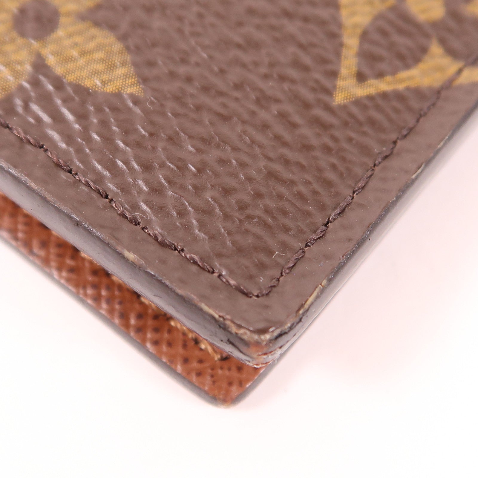 LOUIS VUITTON Monogram Passport Case護照套