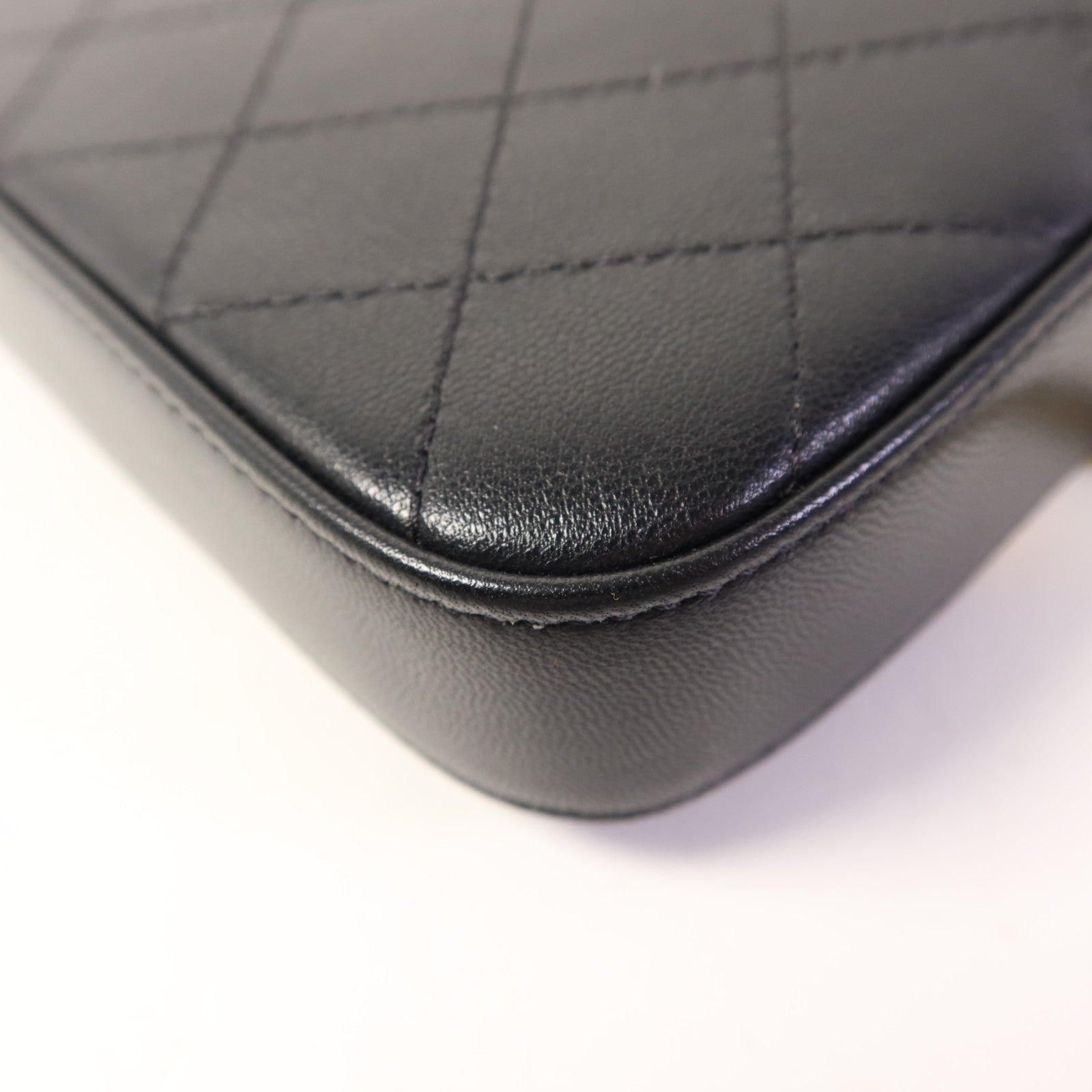 CHANEL 牛皮皮革Wallet On Chain金扣鏈帶肩背袋