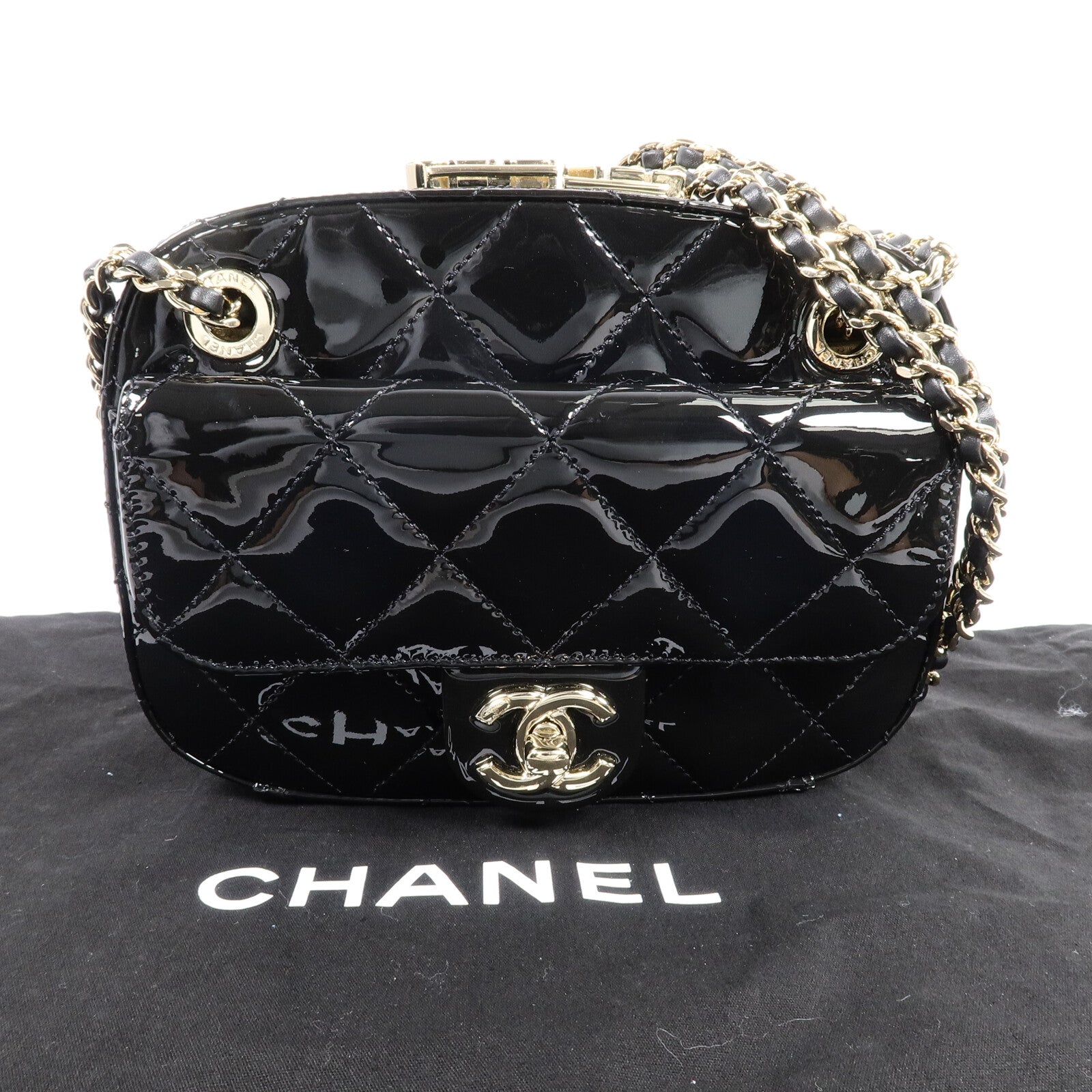 CHANEL 漆皮皮革Mini Camera Case鏈帶肩背袋