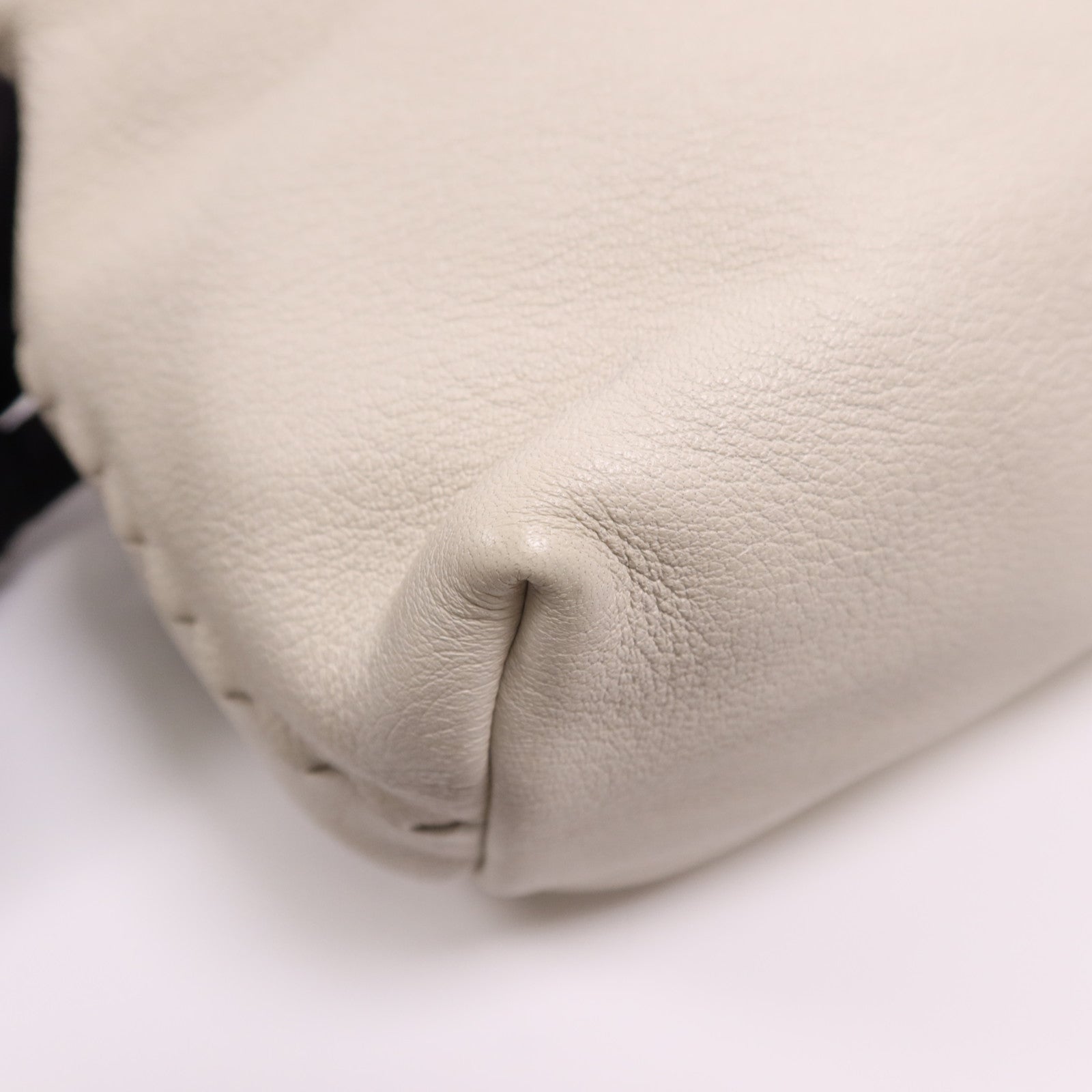 BOTTEGA VENETA 羊皮皮革Shoulder Bag肩背袋