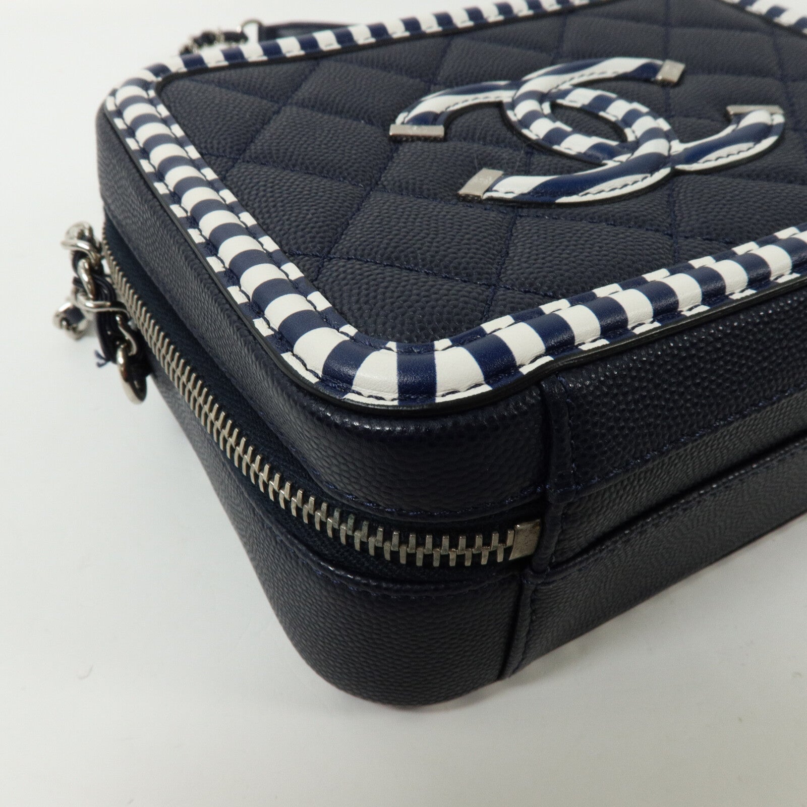 CHANEL 牛皮皮革Vanity Case鏈帶手挽肩背兩用袋