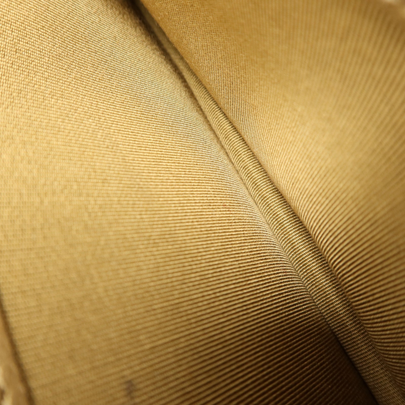 CHANEL 牛皮皮革Wallet On Chain金扣鏈帶肩背袋