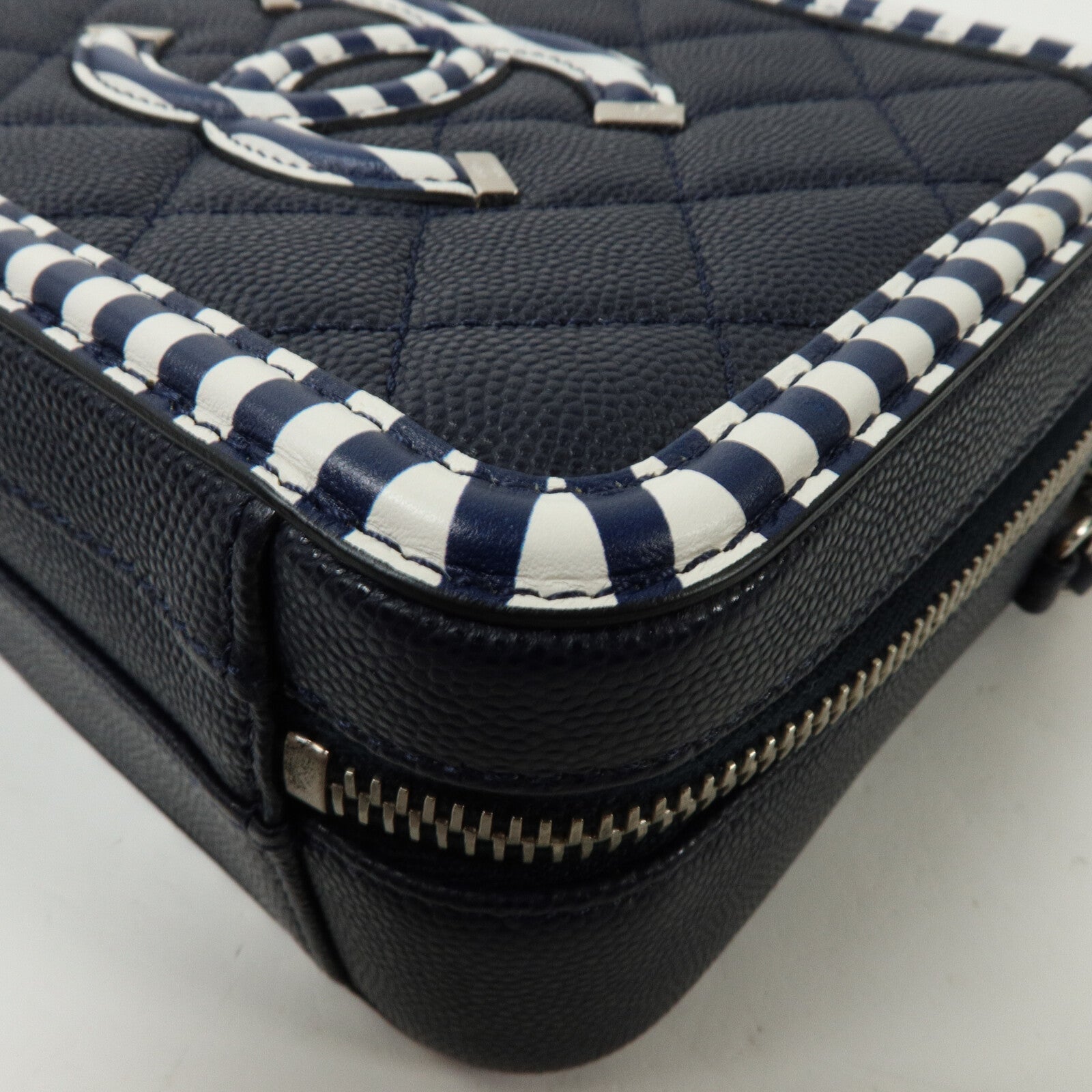 CHANEL 牛皮皮革Vanity Case鏈帶手挽肩背兩用袋