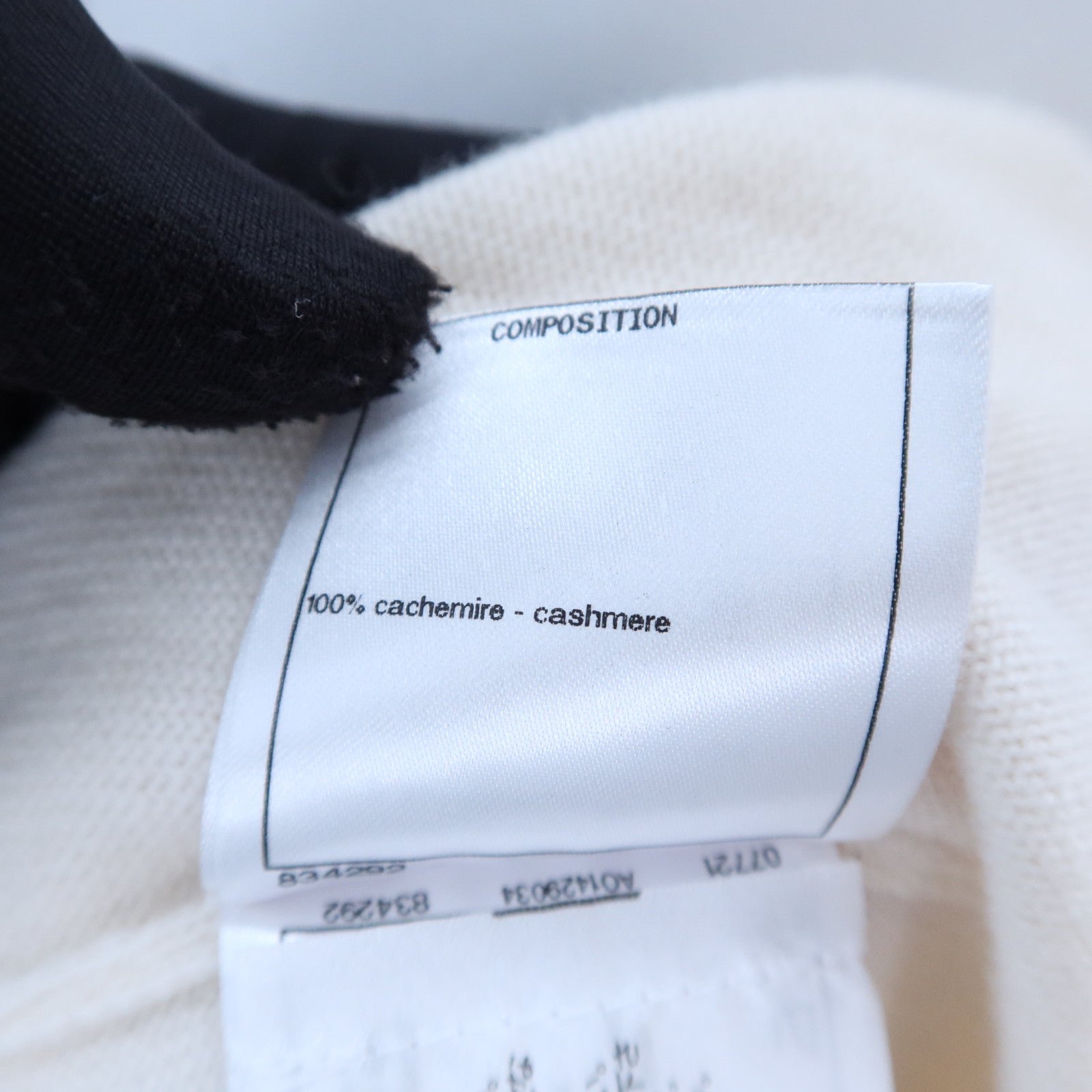 CHANEL CashmerLa Pausa Long-Sleeve Knit Top針織