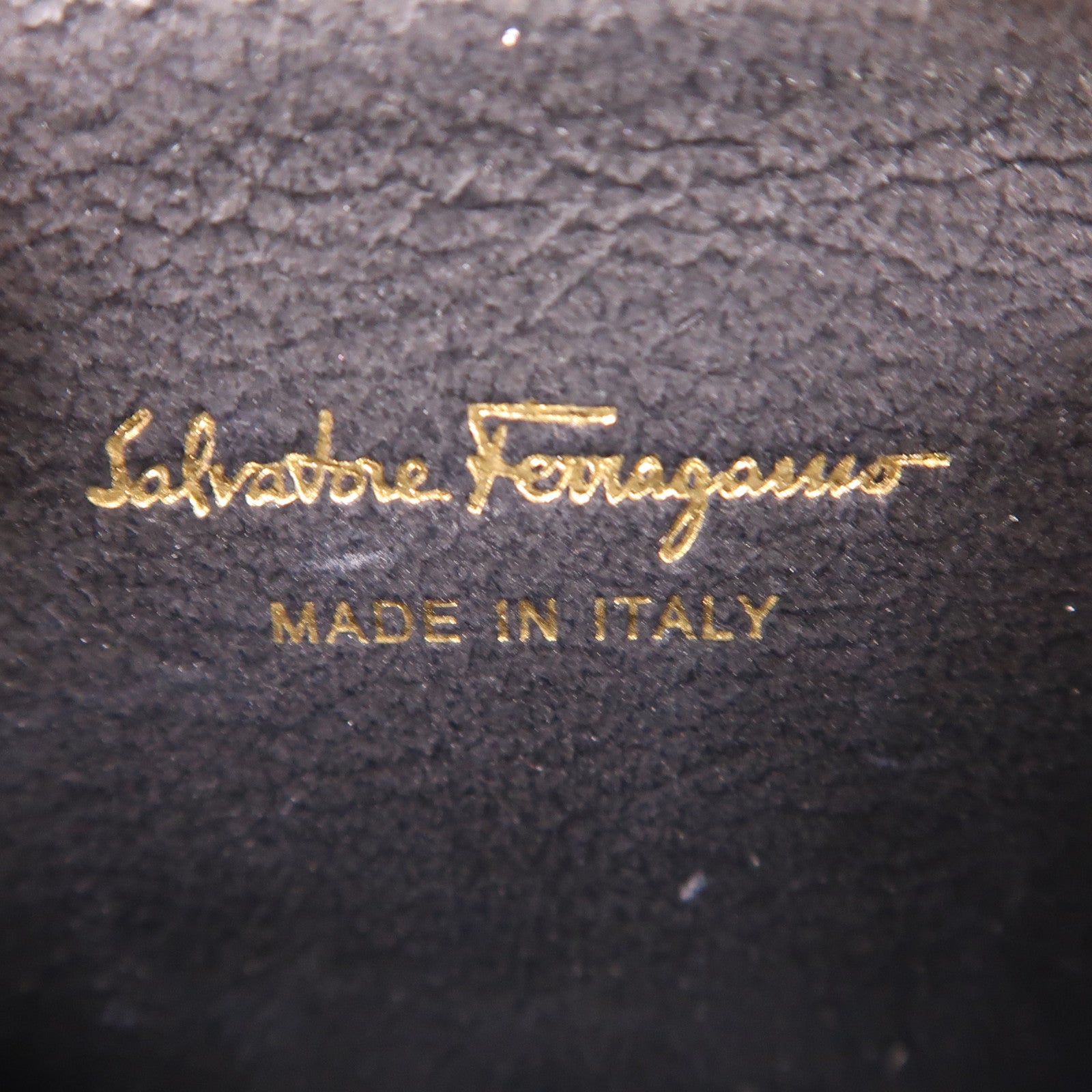 Salvatore Ferragamo 牛皮皮革Coin Case金扣零錢包