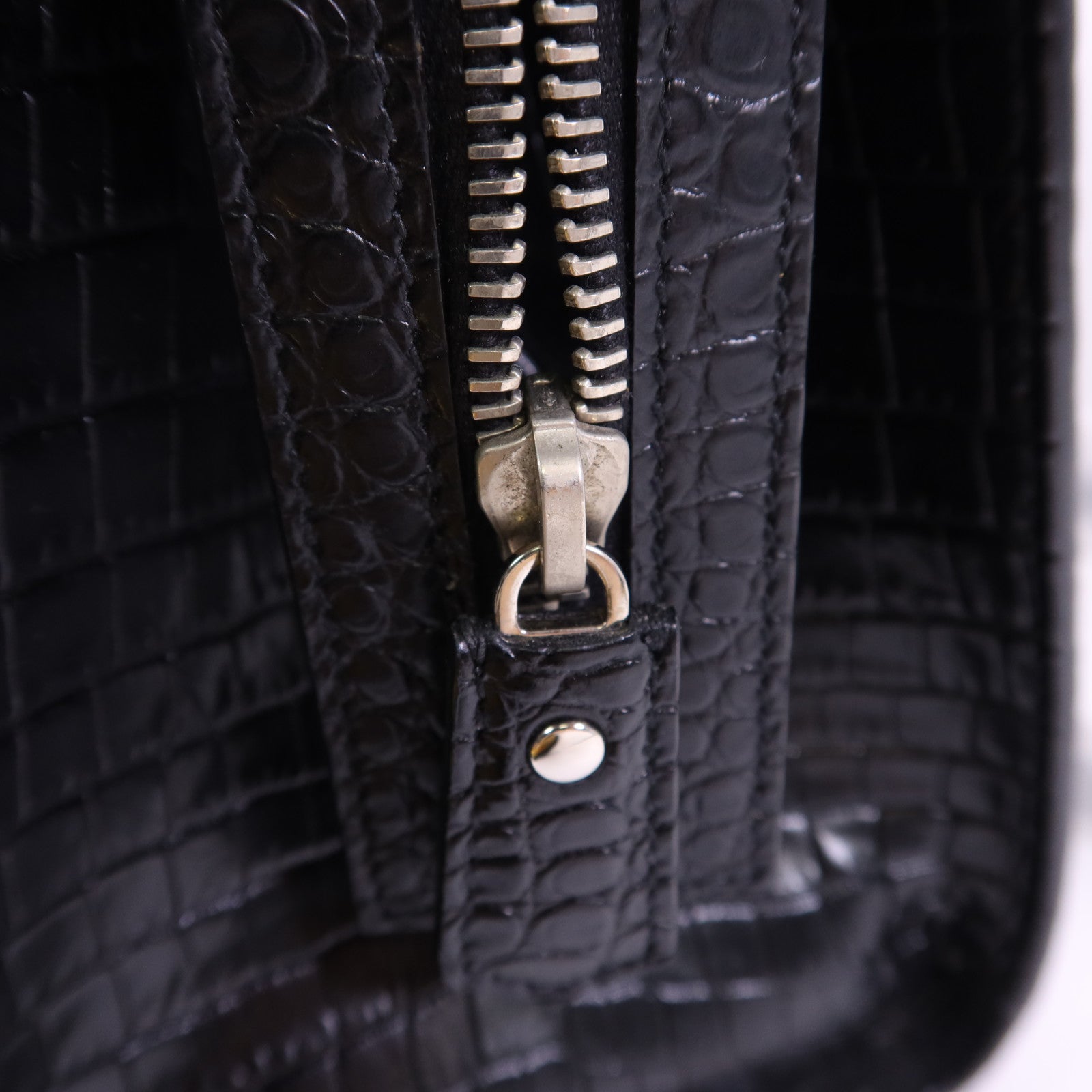 SAINT LAURENT 牛皮皮革Uptown Small Tote銀扣手挽肩背兩用袋