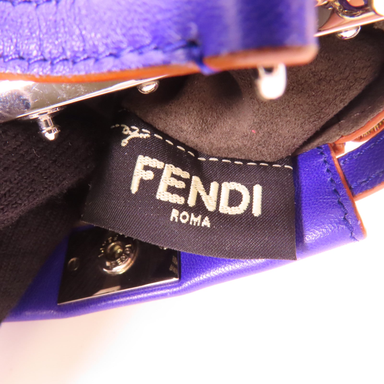 FENDI 牛皮皮革2Way Shoulder銀扣手挽肩背兩用袋