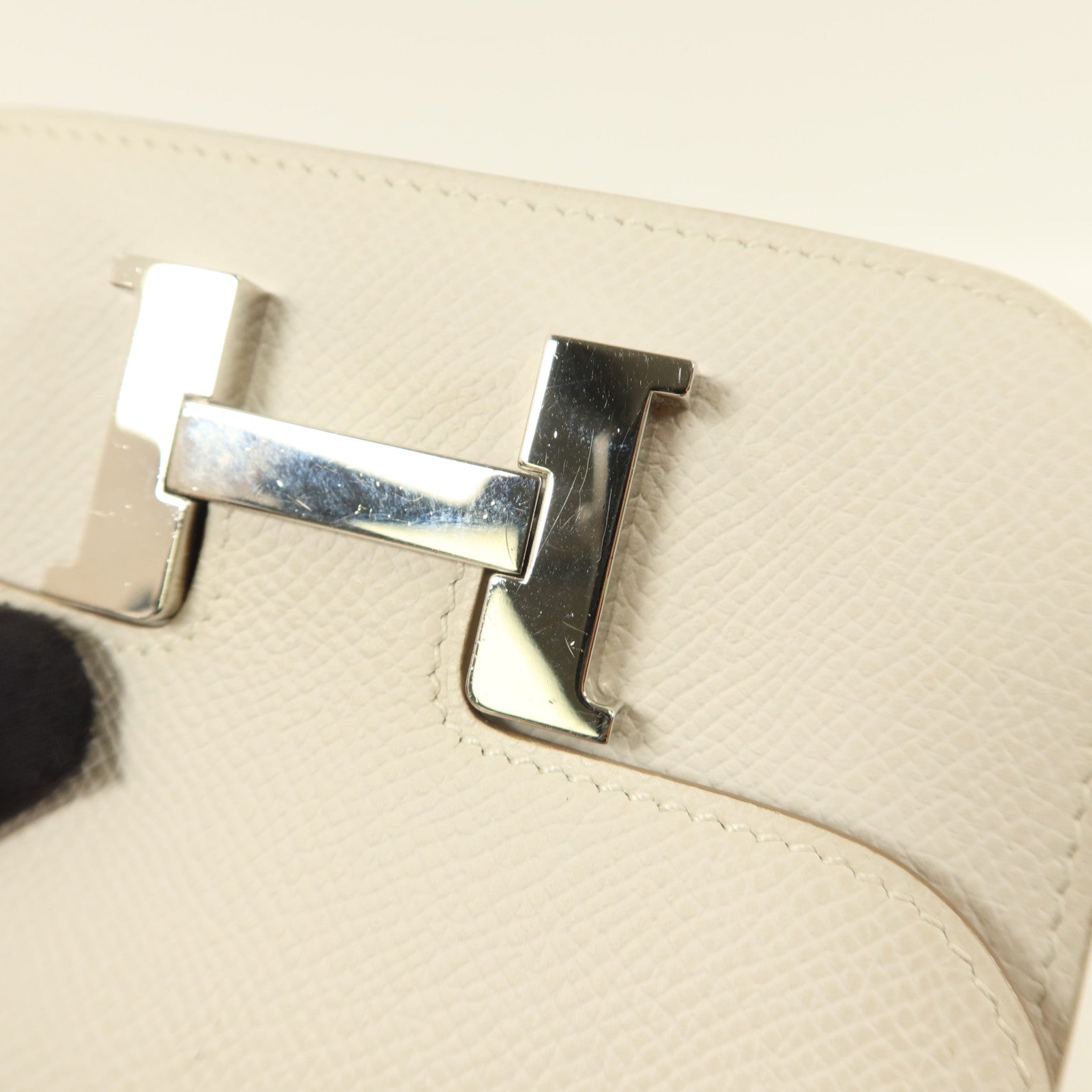HERMES Epsom皮革Constance Slim錢包Blanc