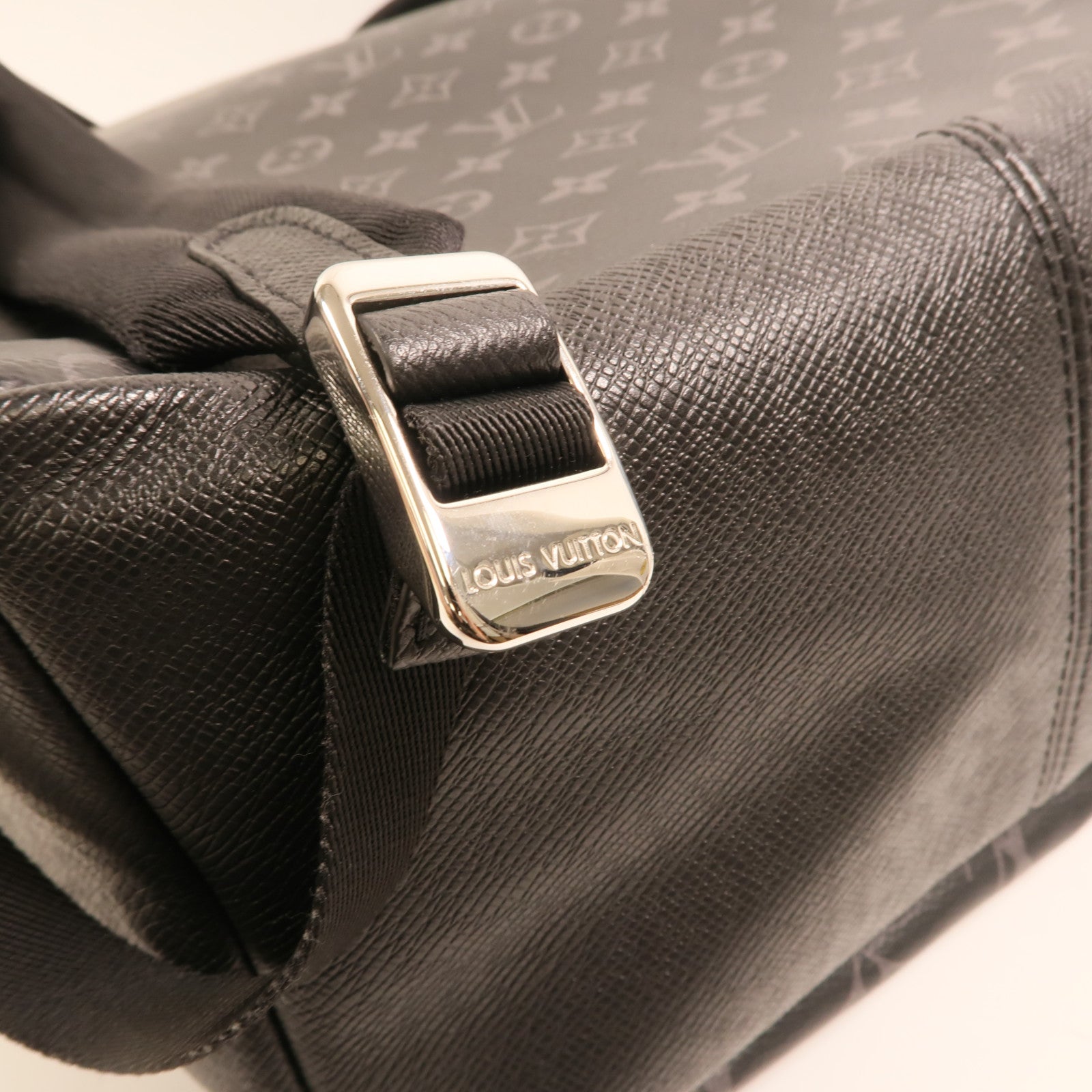 LOUIS VUITTON Taigarama Discovery Backpack銀扣背包