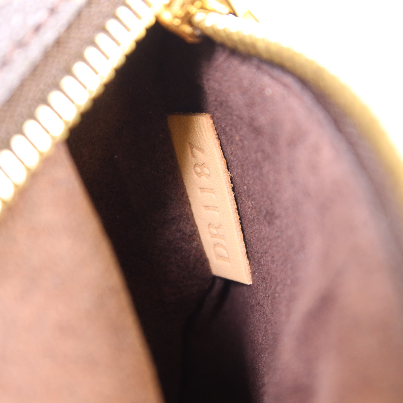 LOUIS VUITTON Monogram Pochette Metis MM金扣手挽肩背兩用袋M44875