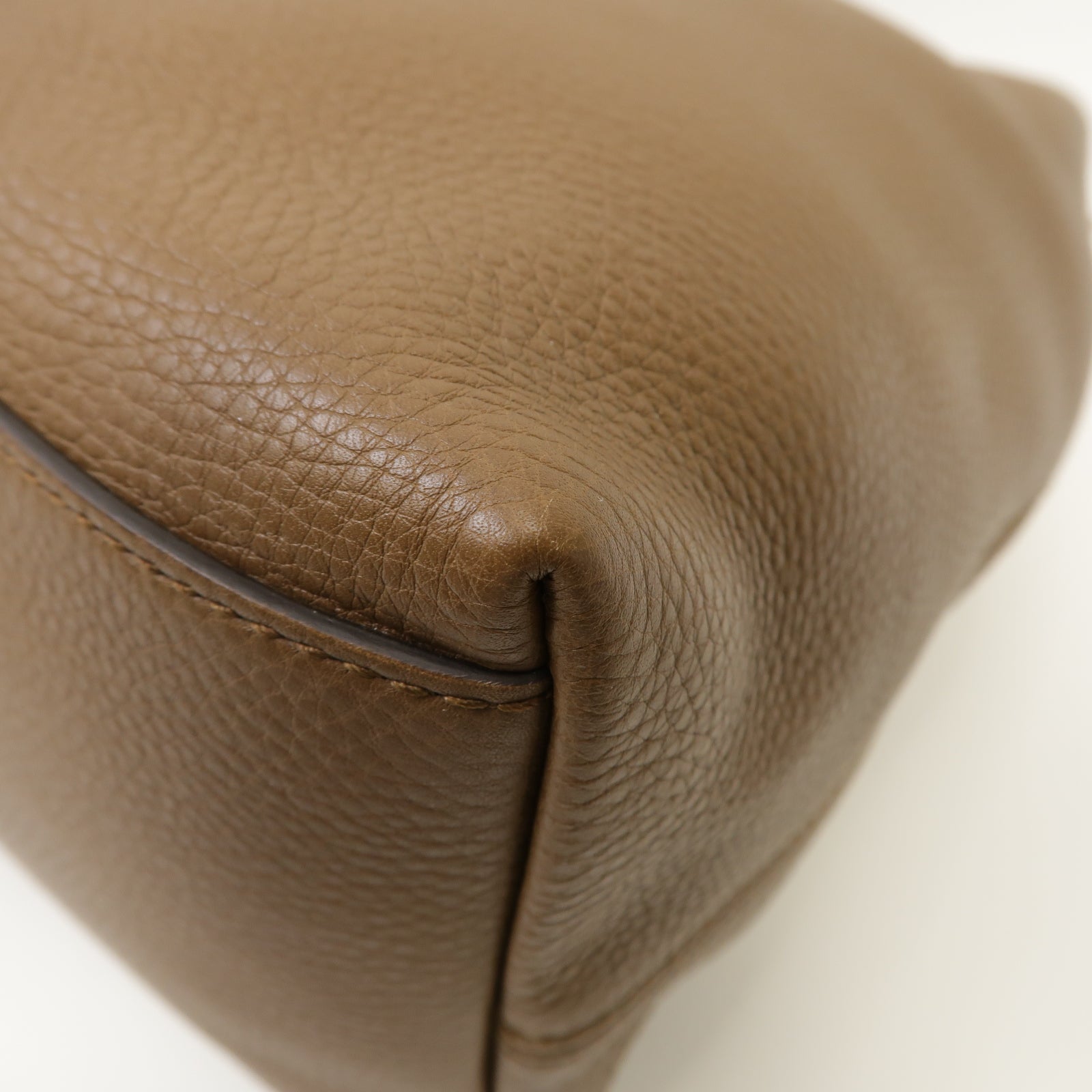 GUCCI 牛皮皮革Chain Shoulder Bag金扣鏈帶肩背袋啡色