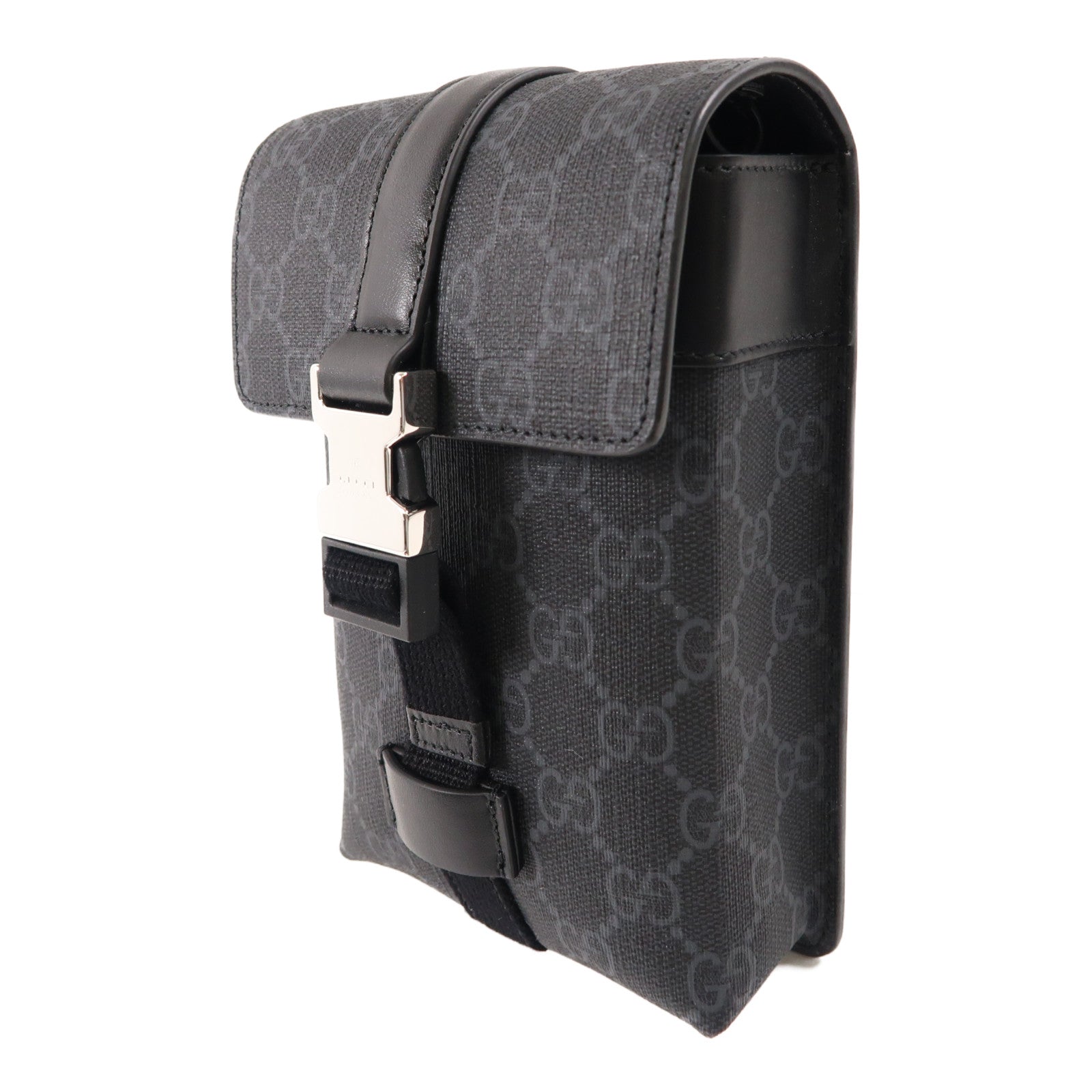 GUCCI 塗層帆布Shoulder Bag銀扣肩背袋黑色