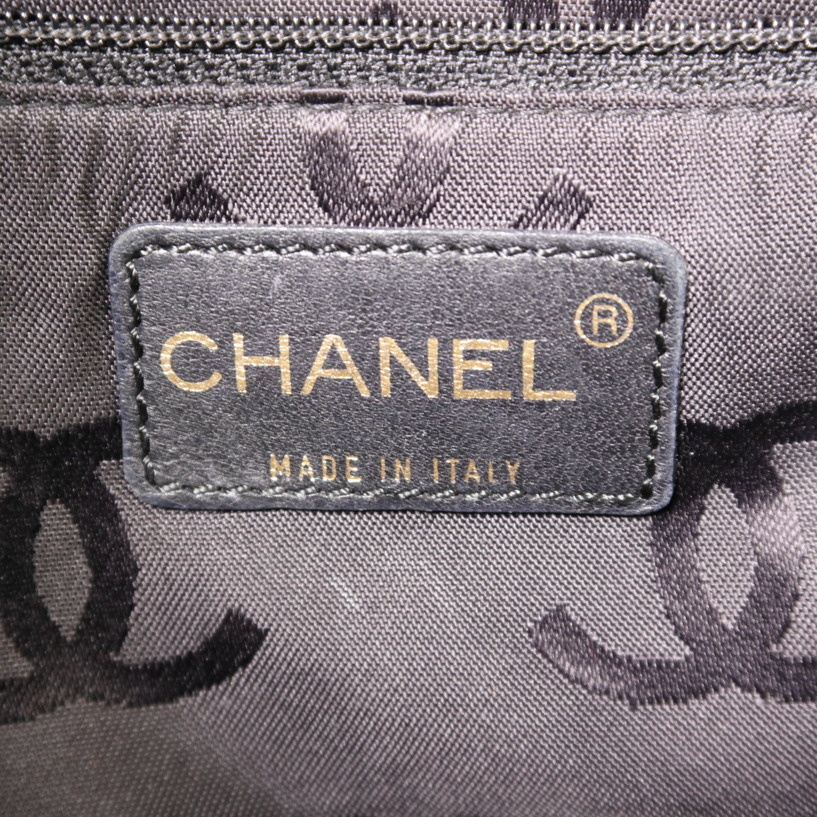 CHANEL 羊皮皮革Vintage Chain Shoulder金扣鏈帶肩背袋