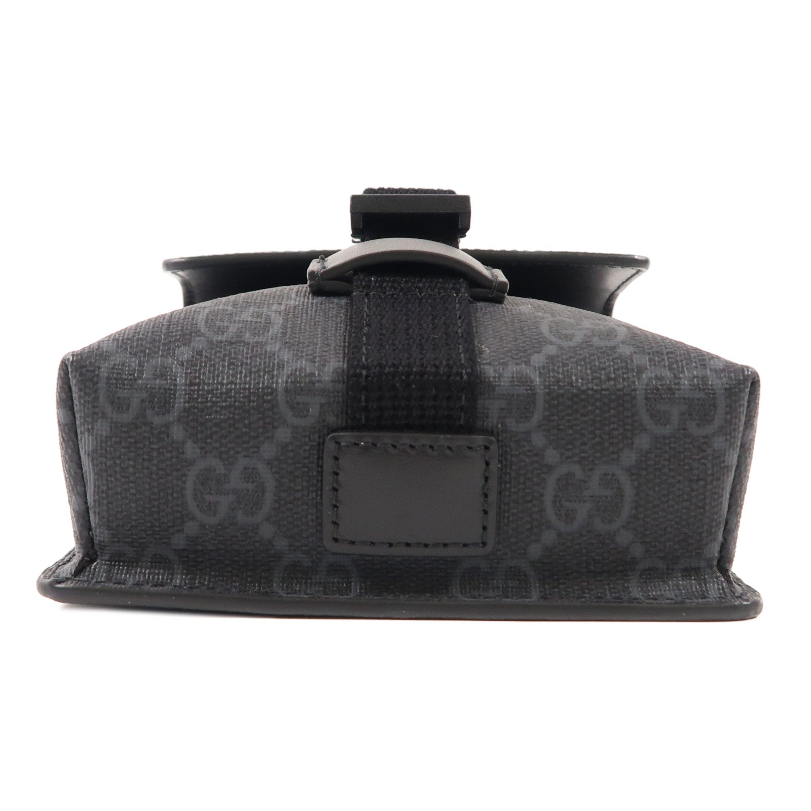 GUCCI 塗層帆布Shoulder Bag銀扣肩背袋黑色
