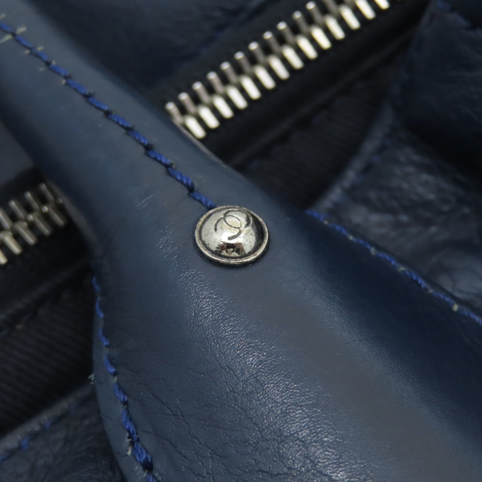 CHANEL 【激減優惠】牛皮皮革Totebag肩背袋銀扣藍色