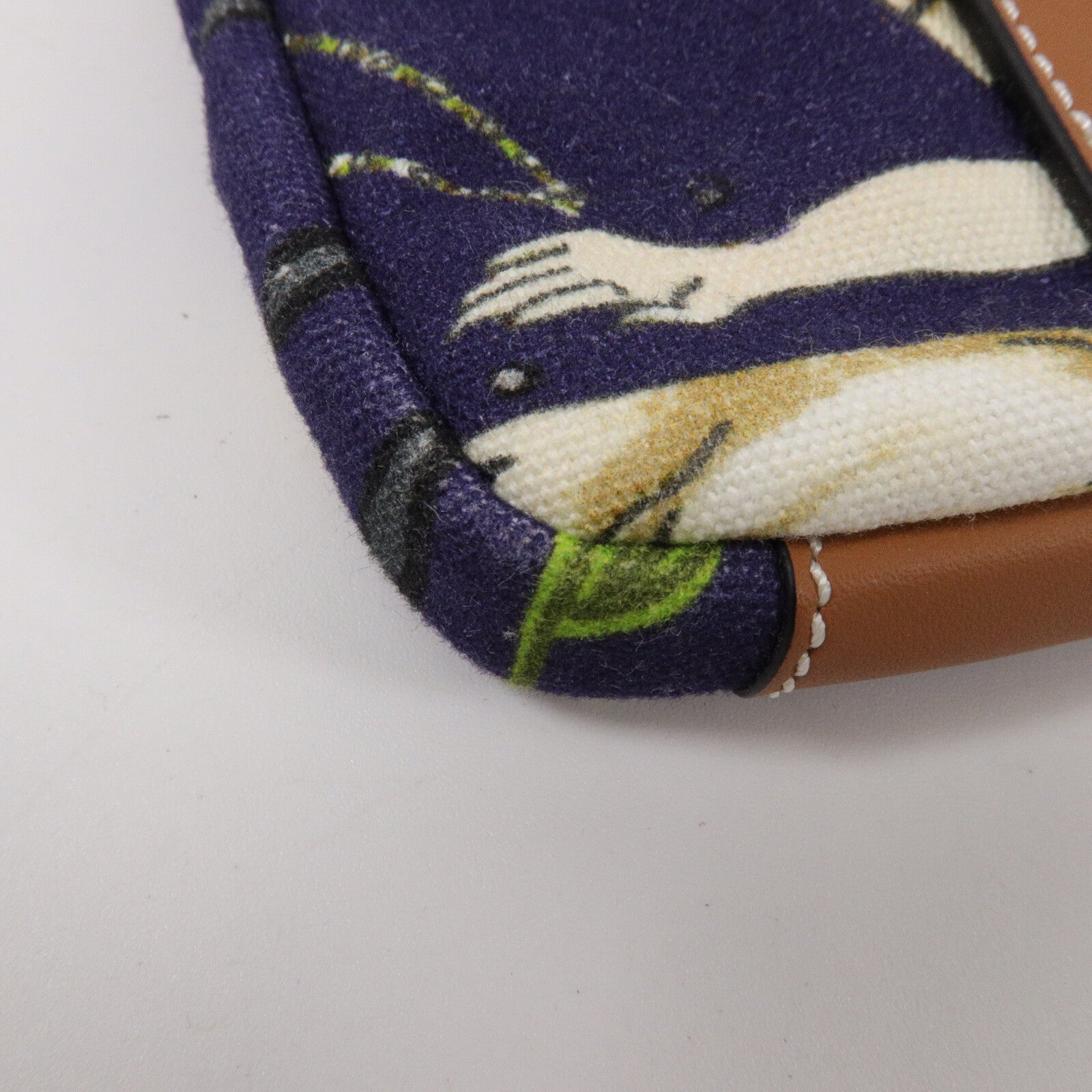 LOEWE 帆布Paula's Ibiza Shoulder Bag肩背袋