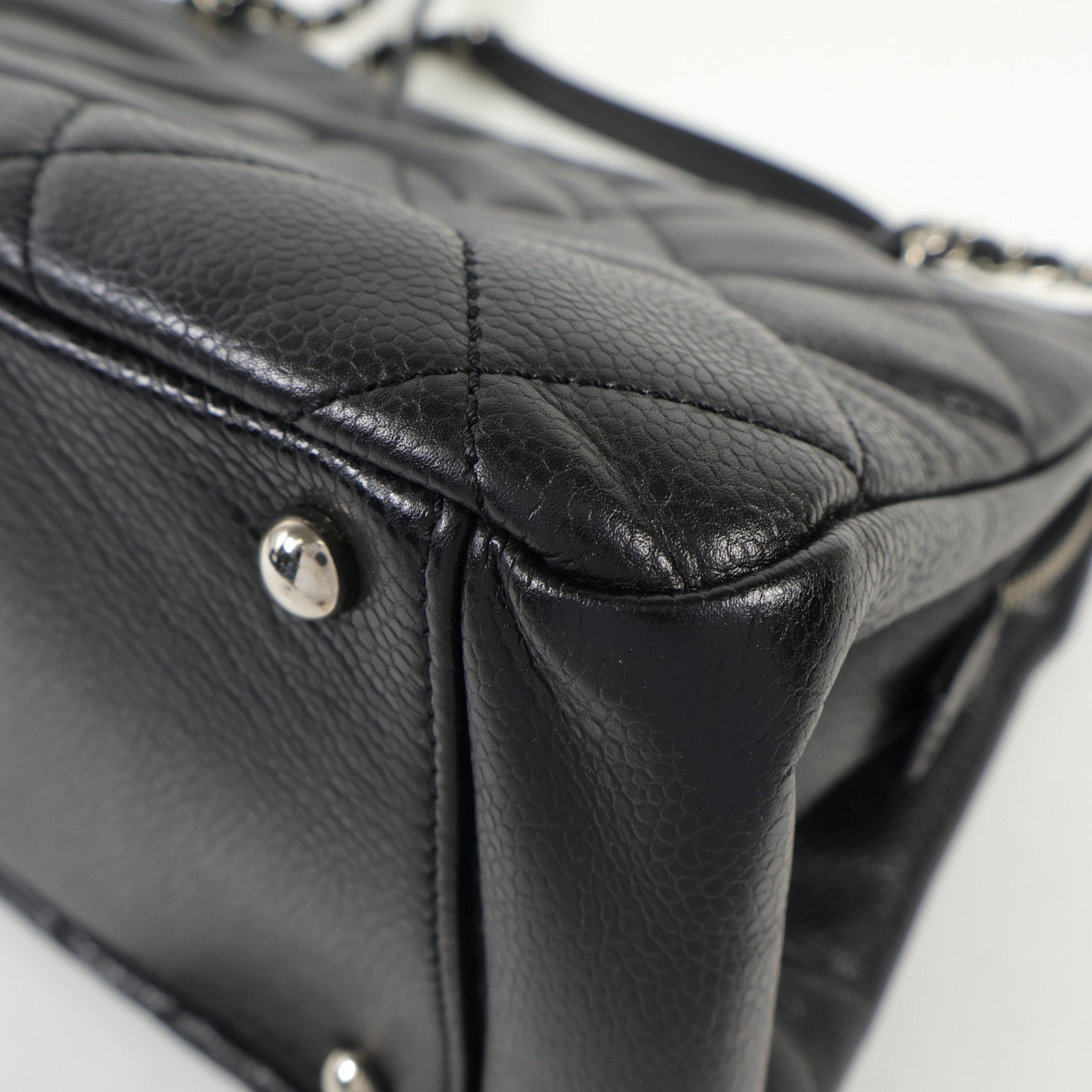 CHANEL 牛皮皮革Totebag銀扣手挽袋