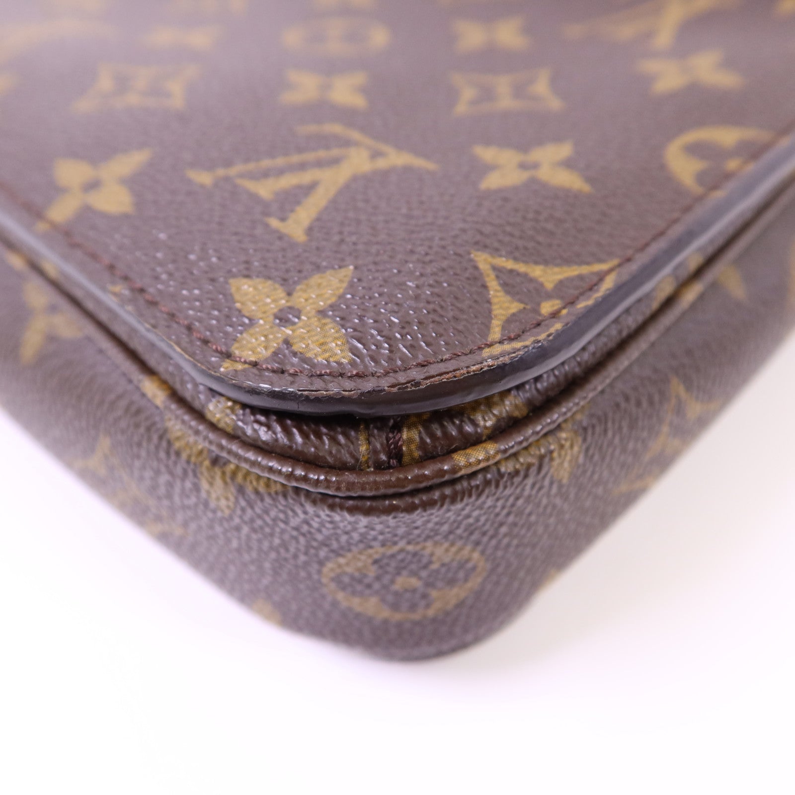 LOUIS VUITTON Monogram Pochette Metis MM金扣手挽肩背兩用袋M44875