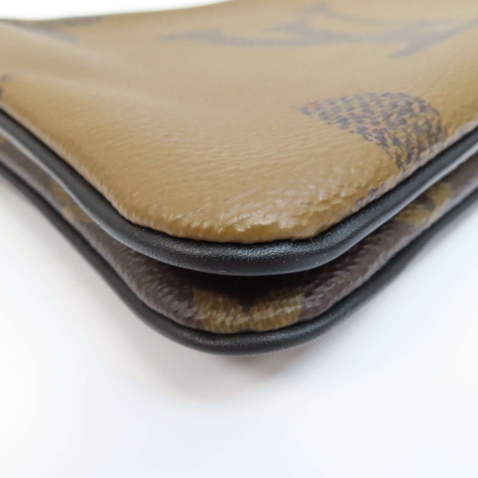 LOUIS VUITTON Monogram Giant Reverse Pochette Double Zip金扣肩背袋啡色