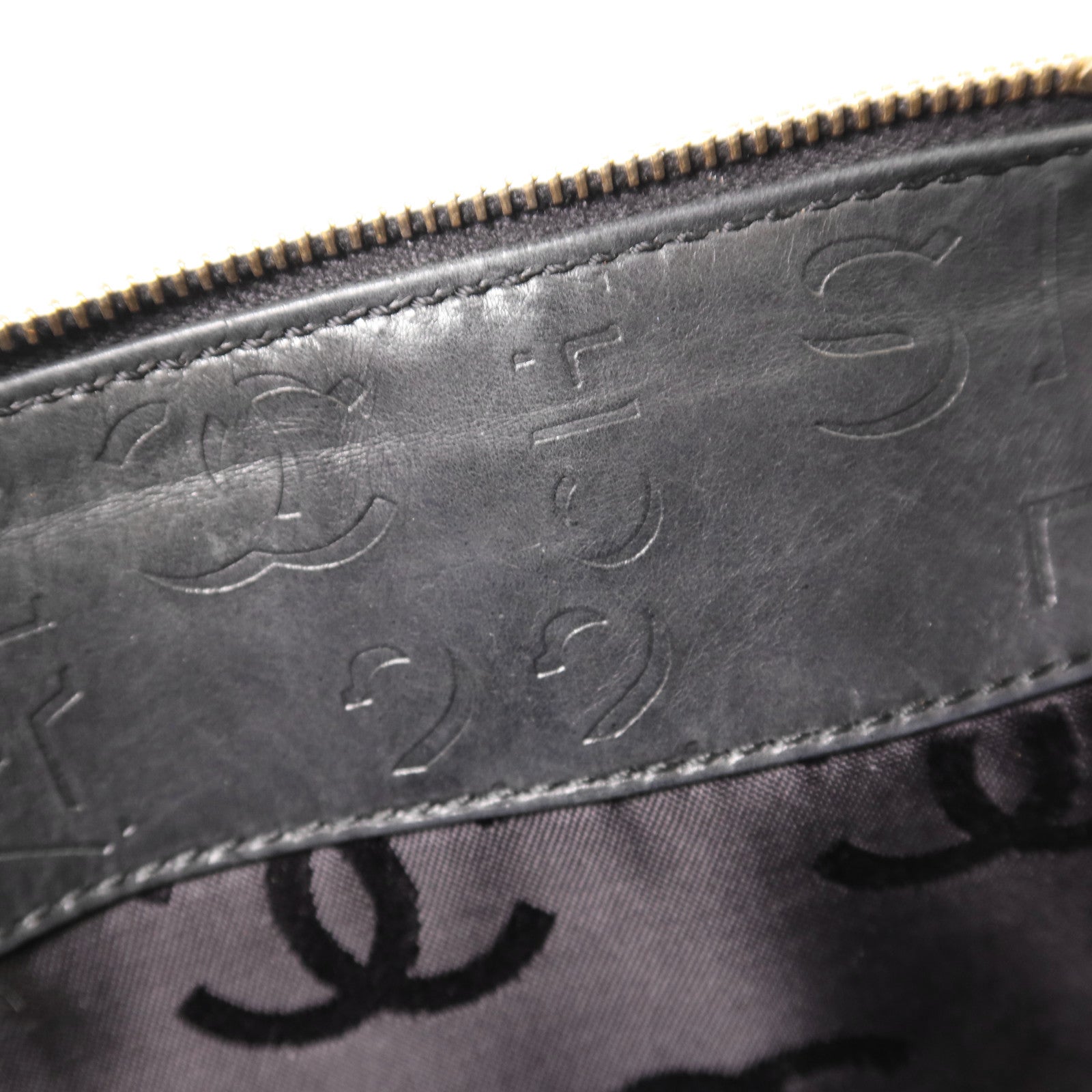 CHANEL 羊皮皮革Vintage Chain Shoulder金扣鏈帶肩背袋