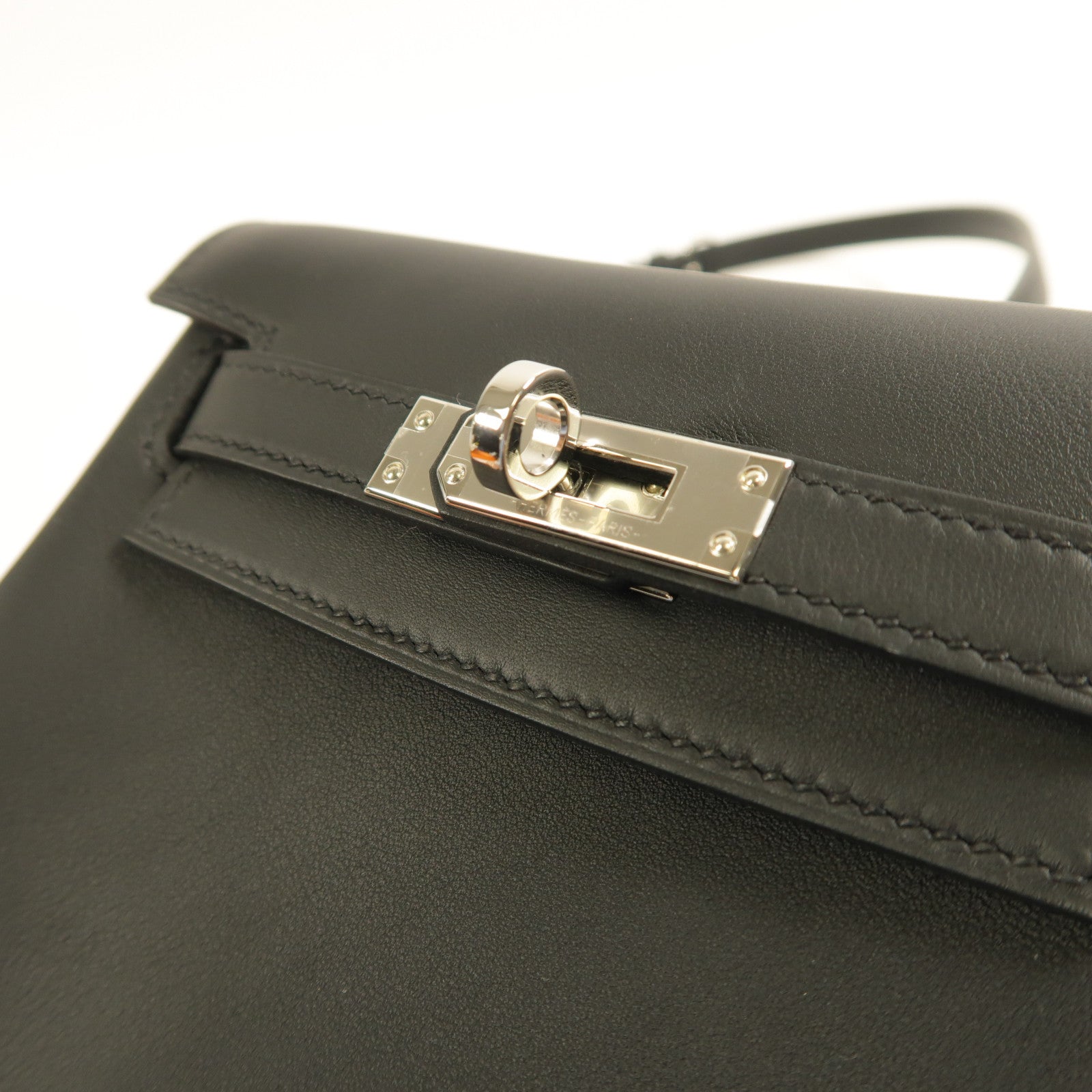 HERMES Swift皮革Kelly Jump銀扣背包Noir