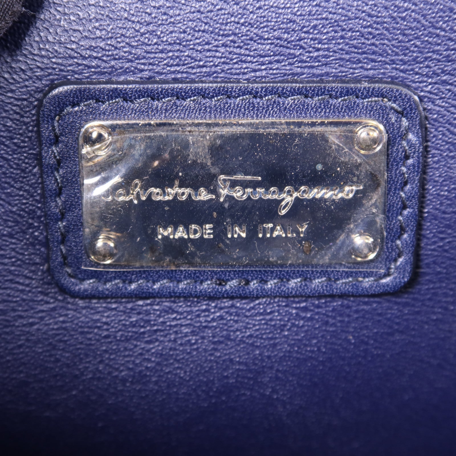 Salvatore Ferragamo 牛皮皮革2 Way Shoulder Bag銀扣手挽肩背兩用袋