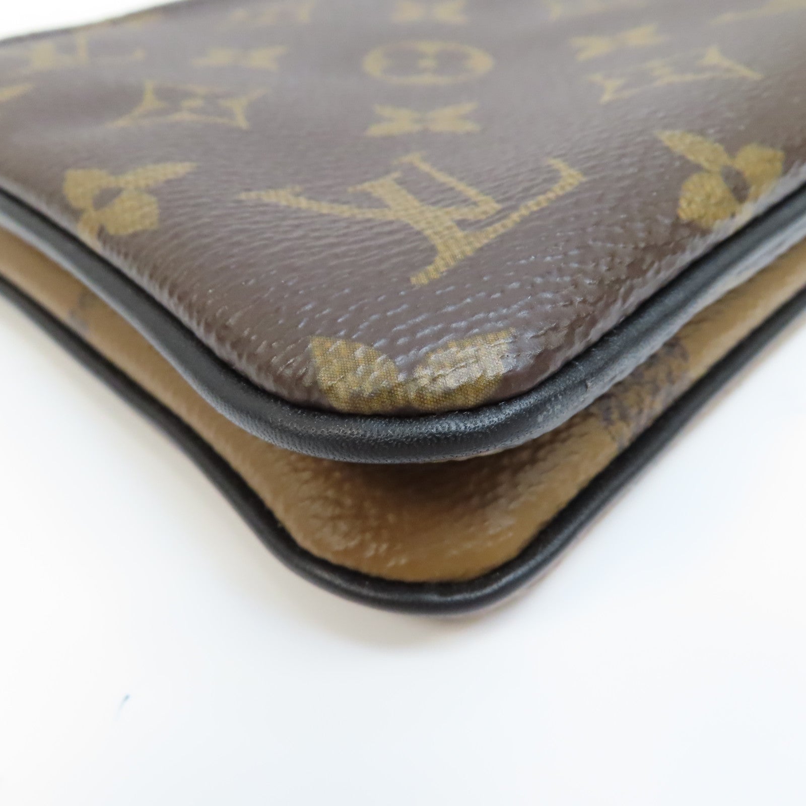 LOUIS VUITTON Monogram Giant Reverse Pochette Double Zip金扣肩背袋啡色