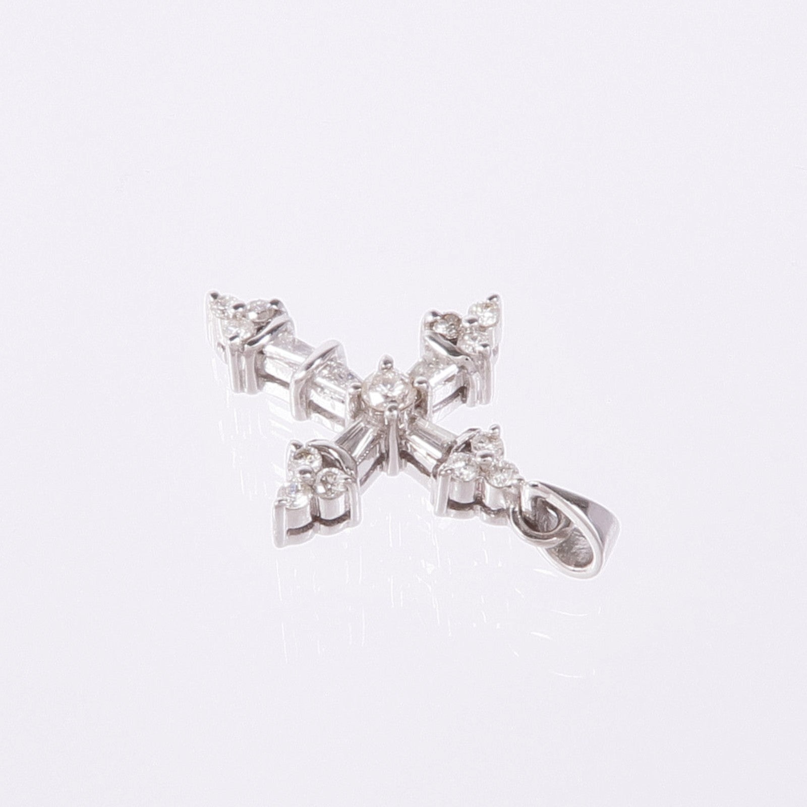 JEWELRY 18K白金Diamond Pendant Top鑽石吊墜