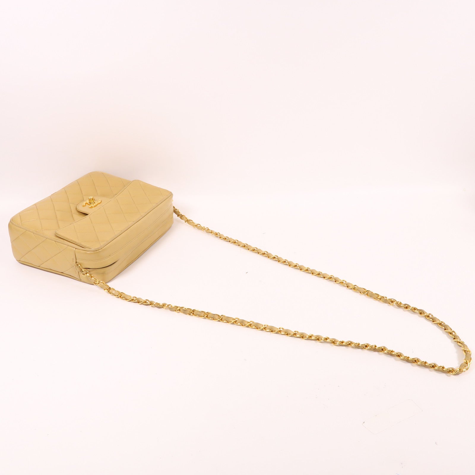 CHANEL 羊皮皮革Vintage Chain Shoulder金扣鏈帶肩背袋黃色