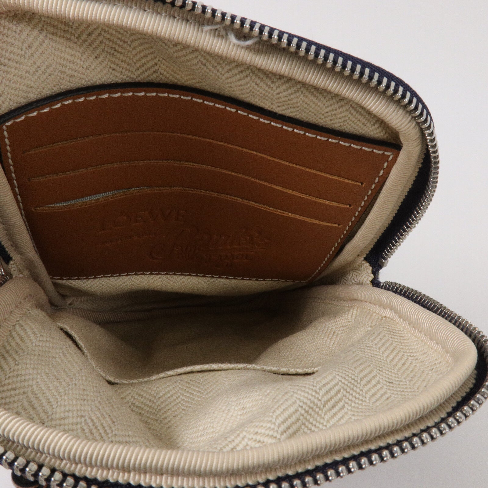 LOEWE 帆布Paula's Ibiza Shoulder Bag肩背袋